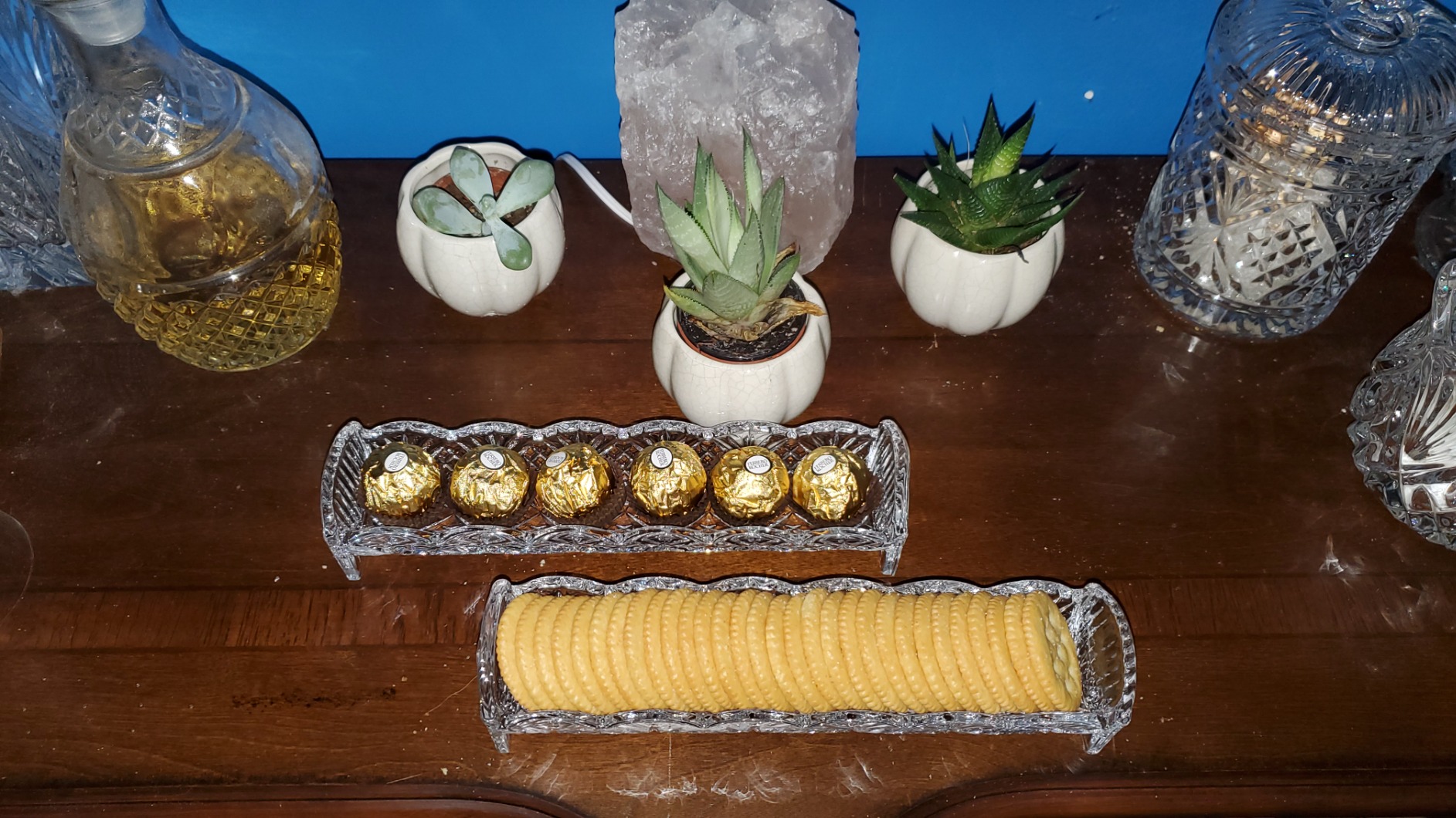 Godinger Dublin Cracker Tray, Snack Dish, Crystal Serving Tray for Crackers, Appetizers, Snacks & Entertaining customer photo 1