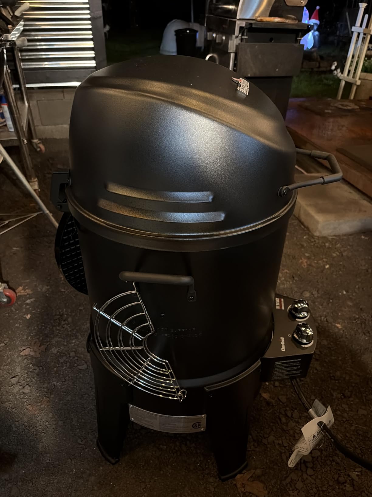 Charbroil The Big Easy TRU-Infrared 3-in-1 Smoker, Roaster & Gas Grill, Black - 14101550 customer photo 2