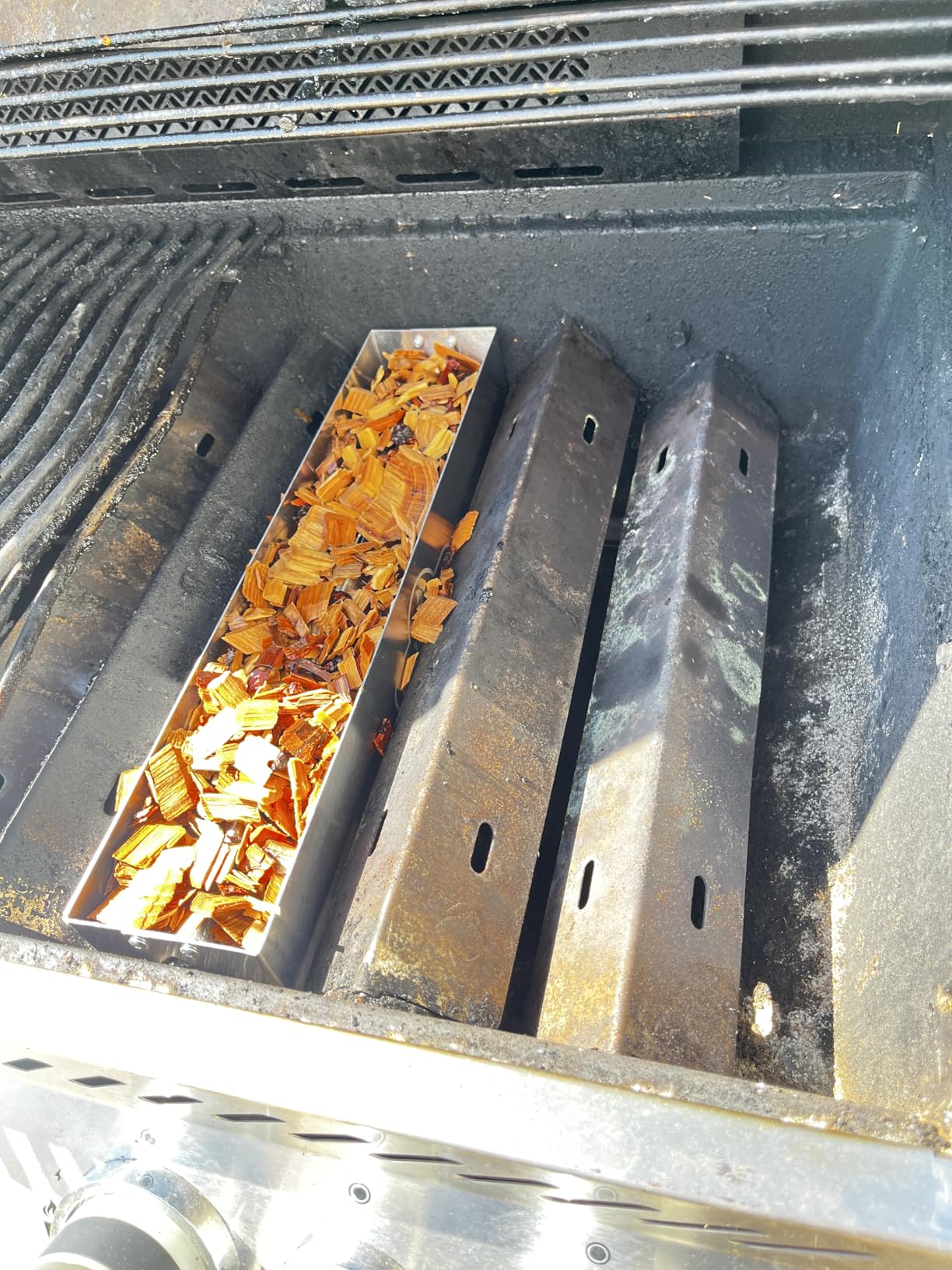 Napoleon PRO Stainless Steel Smoker Pipe - Fill With Wood Chips or Pellets, Genuine Smoke Flavor customer photo 1