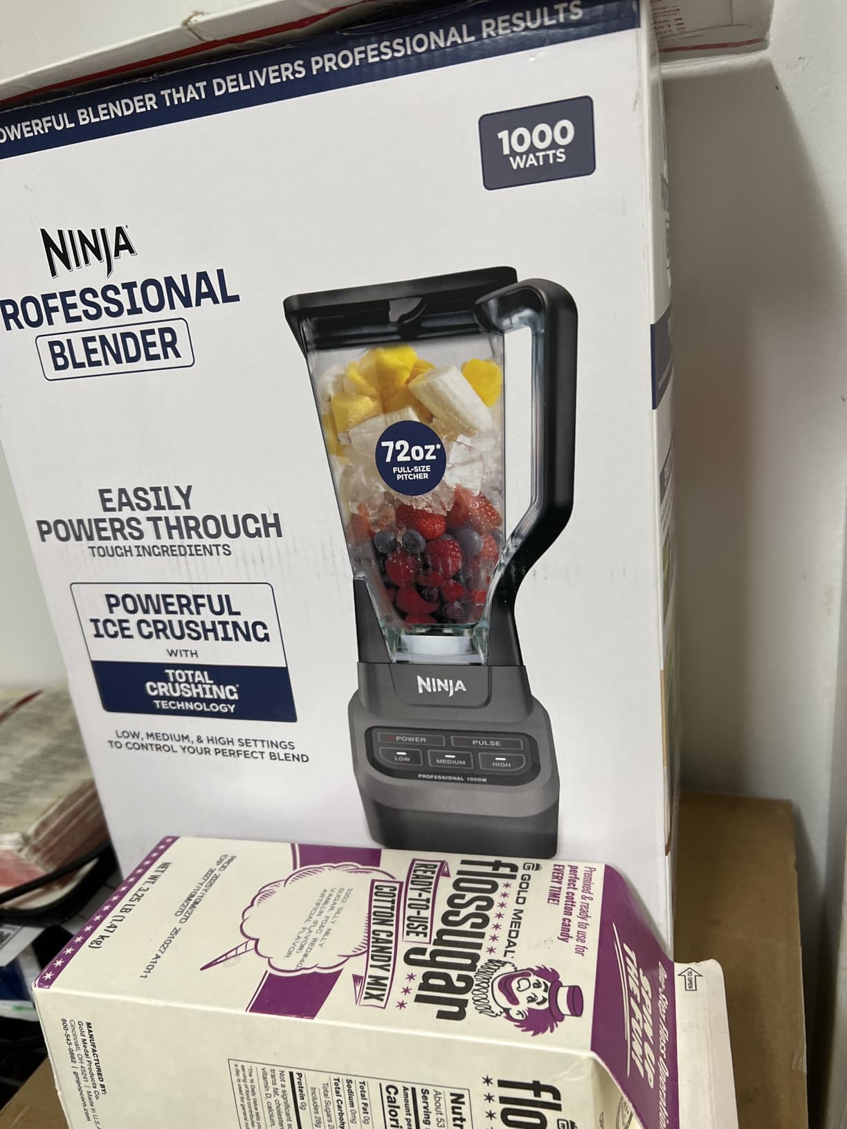 Ninja Professional Blender (BL610) | 1000W, Total Crushing Technology, XL 72-oz. Pitcher customer photo 1