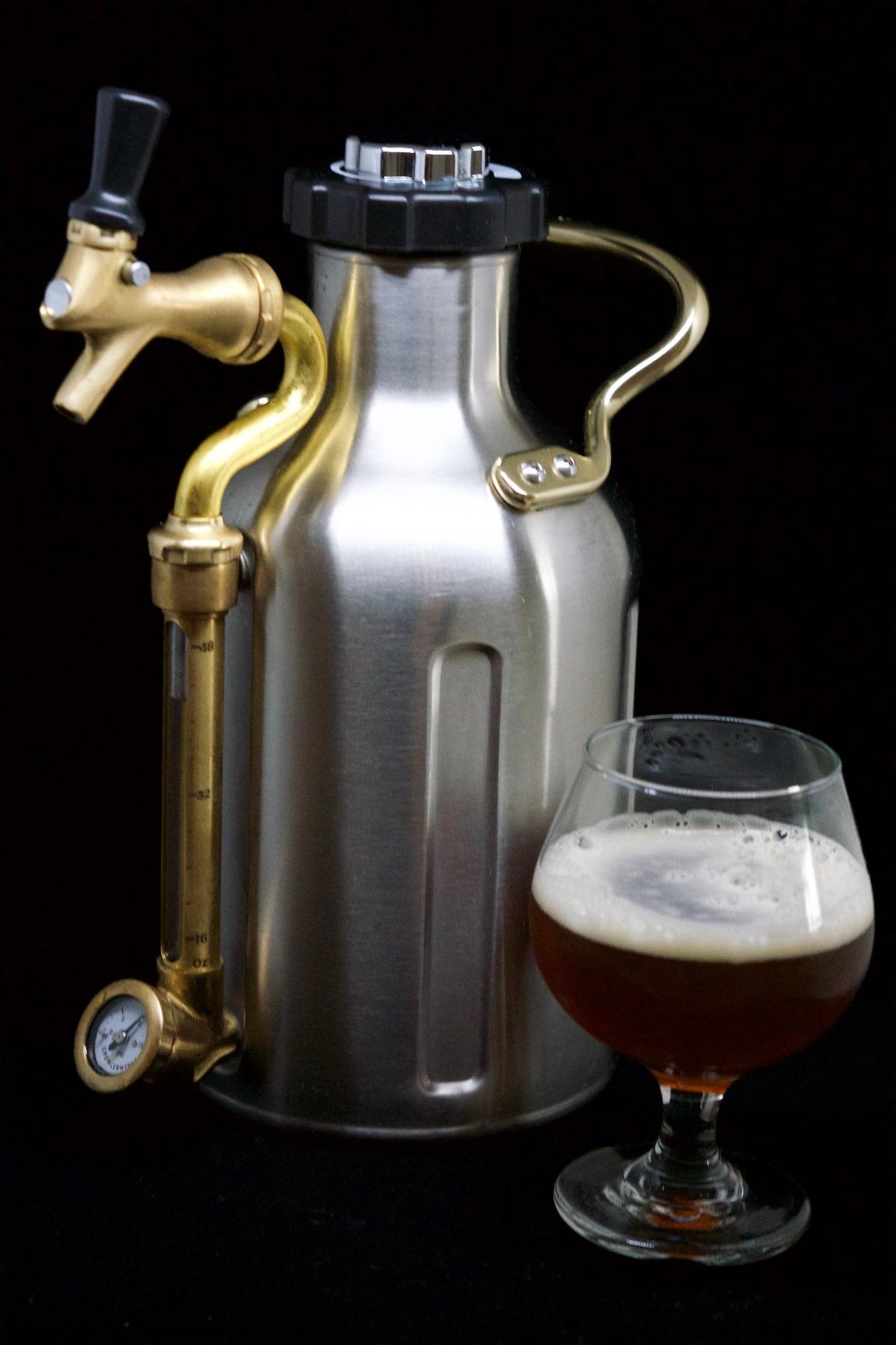 GrowlerWerks uKeg Carbonated Growler-Great Gift for Beer Lovers, 64 oz, Stainless Steel customer photo 2