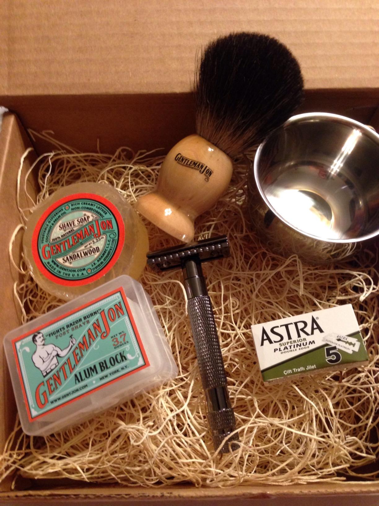 Gentleman Jon Safety Razor Shaving Kit - Vintage Wet Shave Grooming Set for Men, With Old Fashioned Razor, Badger Hair Shaving Brush, Alum Block, Shave Soap, Stainless Bowl & Double Edge Safety Blades customer photo 1