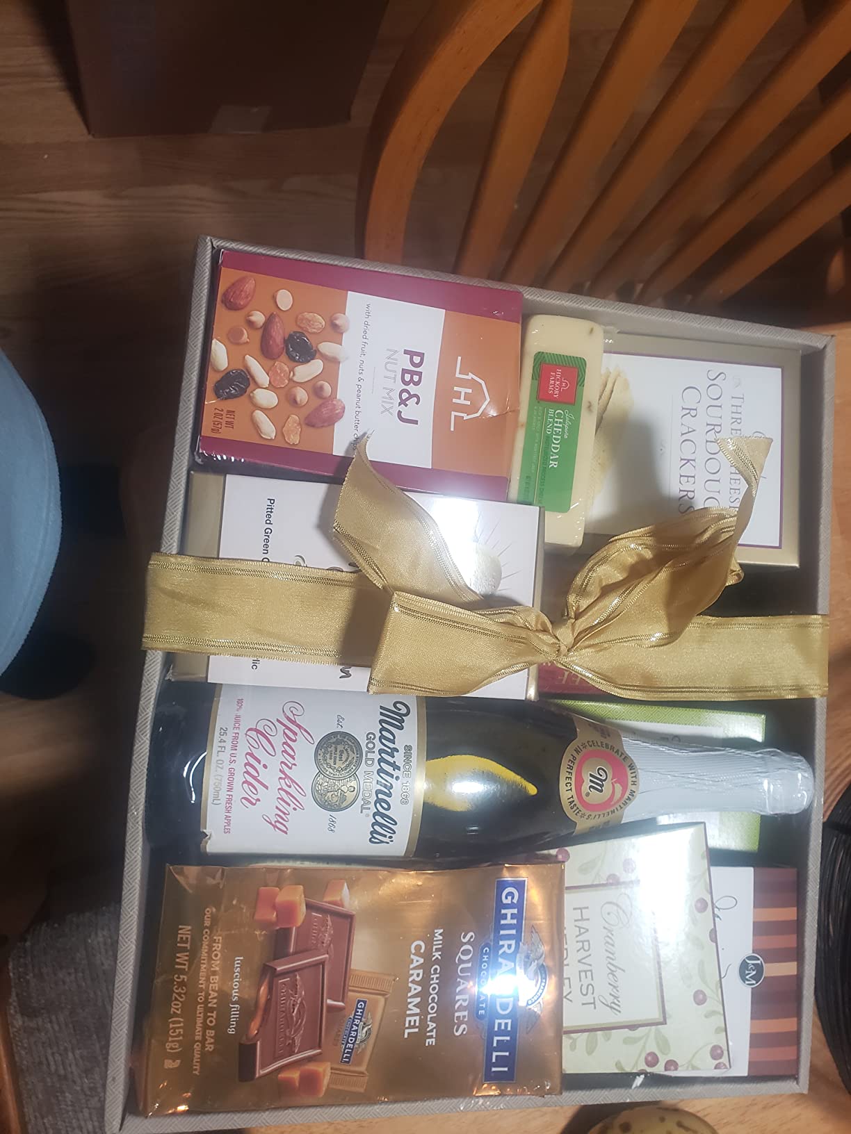 California Delicious Golden State Gourmet Foods Gift Basket, 8 pound customer photo 1
