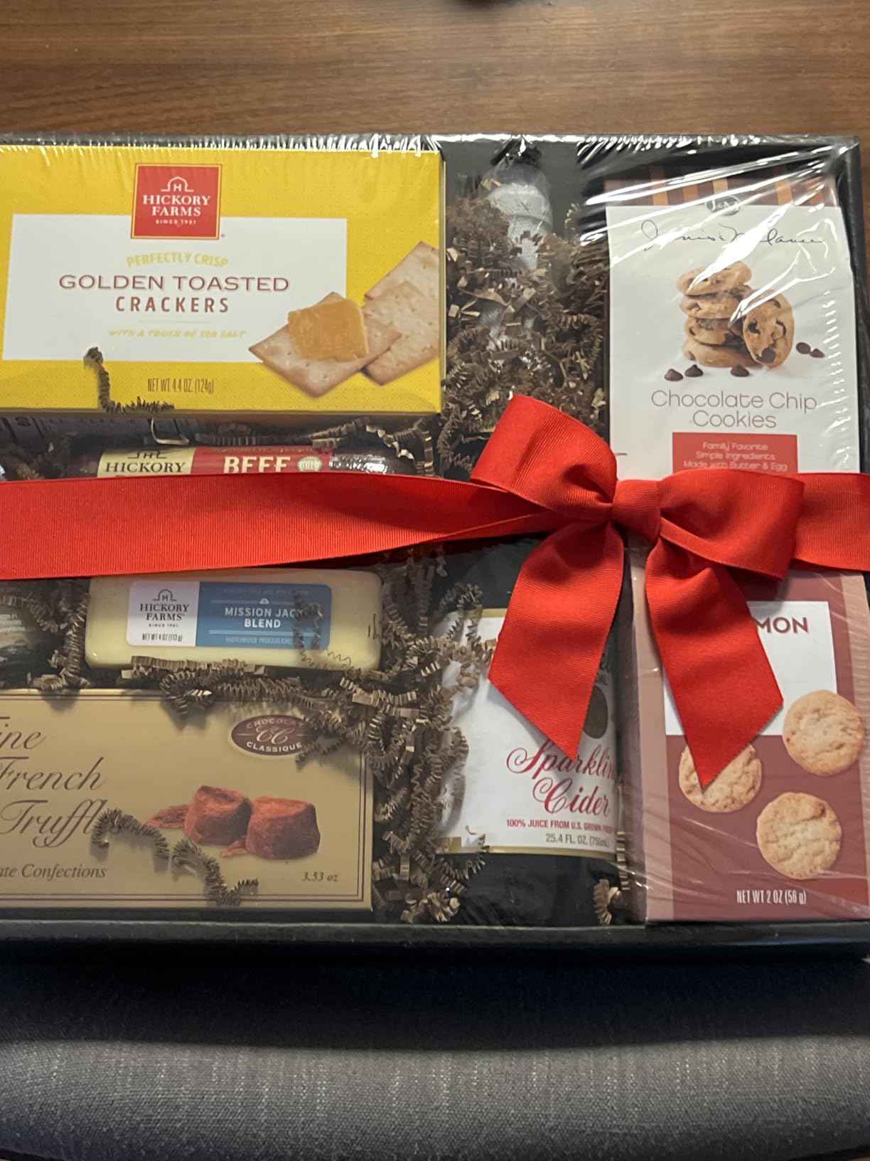California Delicious Golden State Gourmet Foods Gift Basket, 8 pound customer photo 2