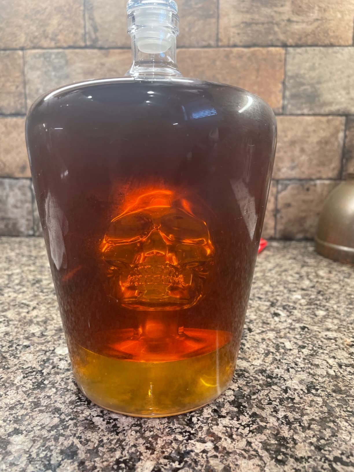 Final Touch Brain Freeze Skull Decanter - 34oz Handblown Glass with Intricate Skull Inside - Ideal for Halloween Decor, Themed Parties, Enhances Liquor Display with Freshness Seal customer photo 1