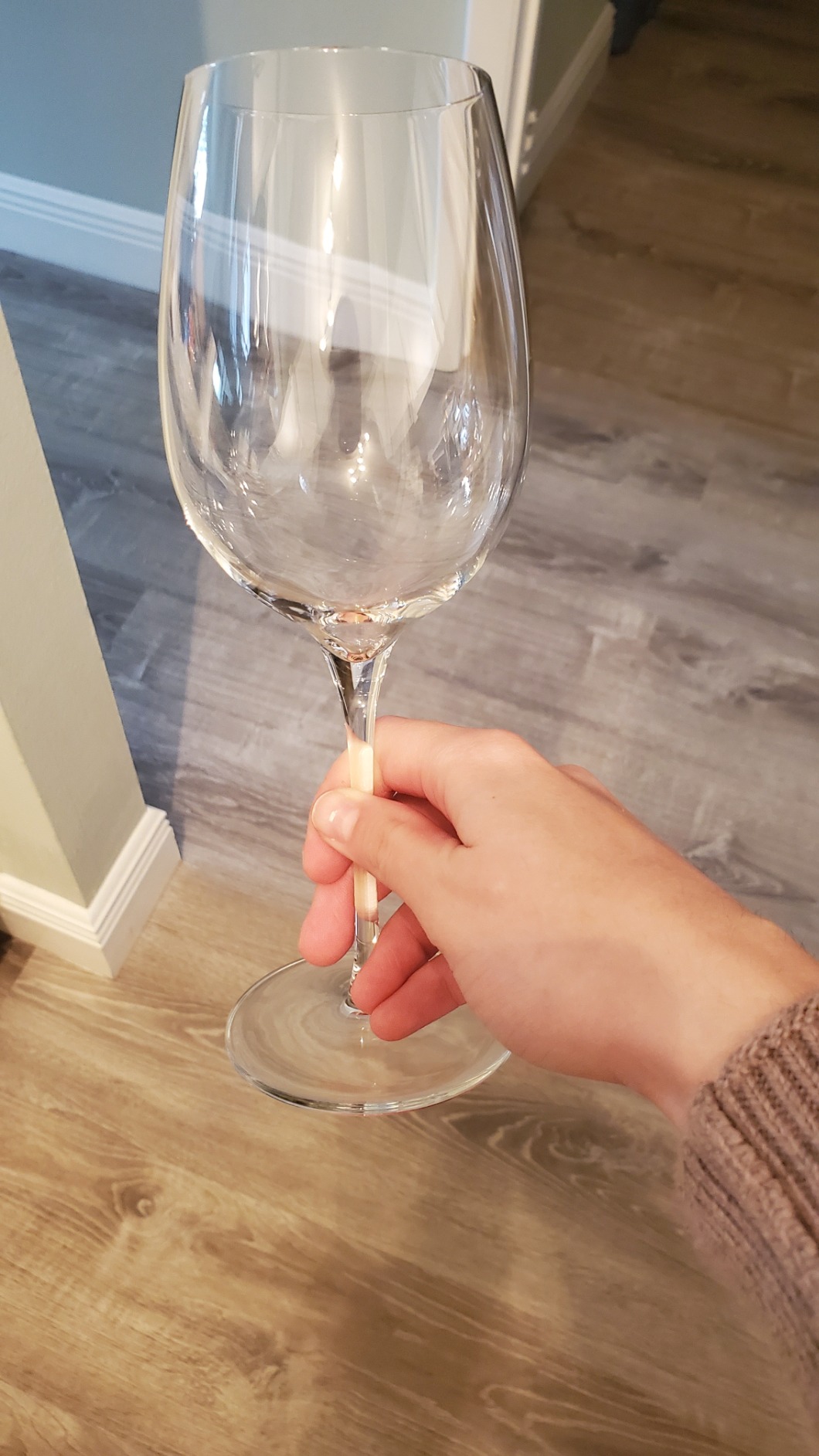 Libbey Signature Kentfield Estate All Purpose Wine Glasses Set of 4, Long Stem Wine Glasses for Red and White Wine, Perfect Glass Goblet Gift Set customer photo 2