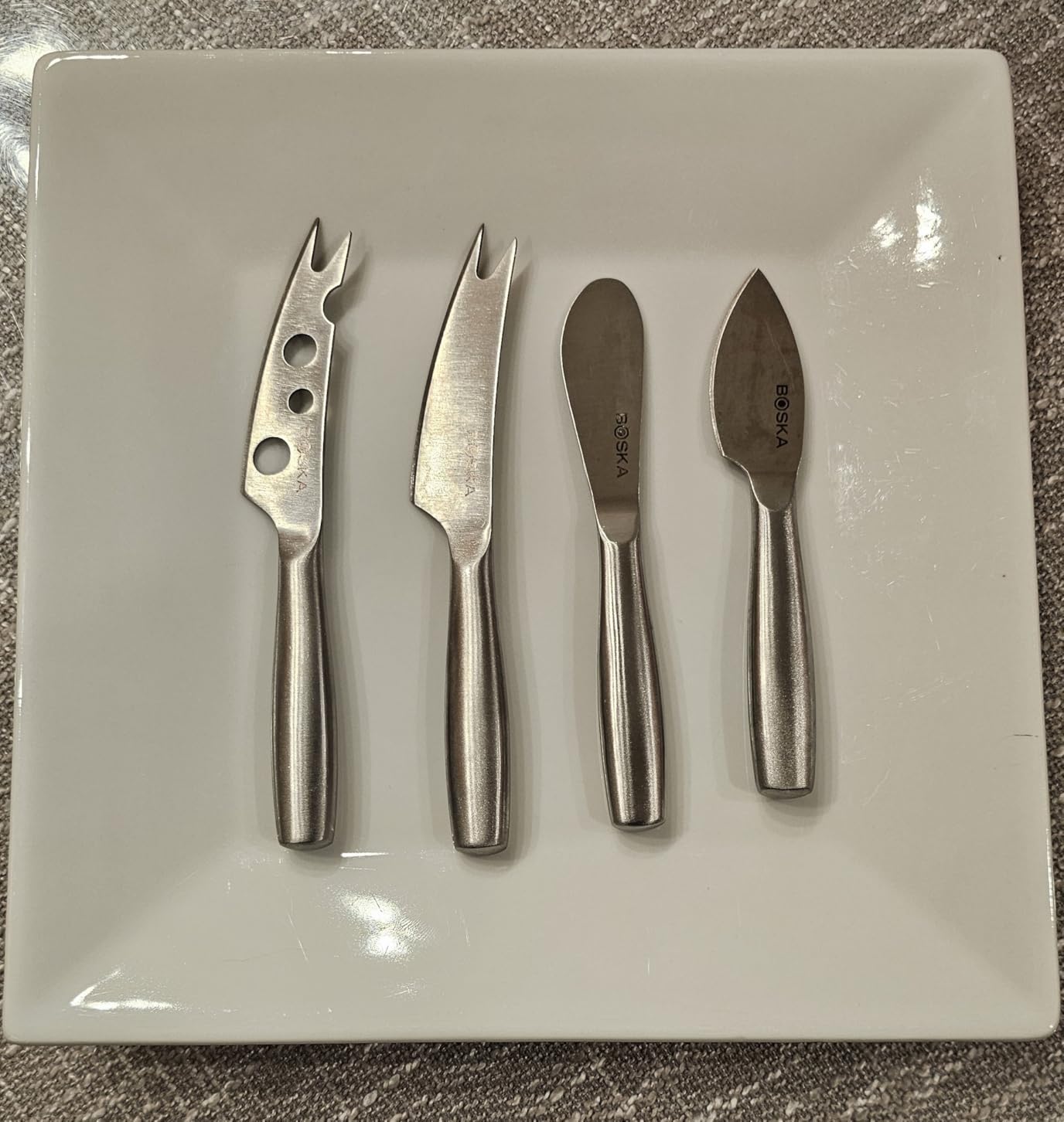 BOSKA Stainless Steel Cheese 4 Knife Set - Mini Copenhagen Knives for All Types of Cheese - Silver Non-Stick - Dishwasher Safe customer photo 1
