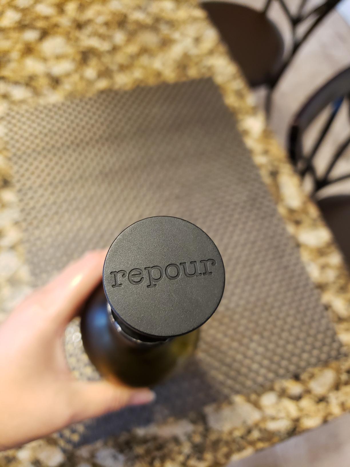 Repour Wine Saver - Wine Preserver and Stopper - Removes Harmful Oxygen from your Wine Simply and Effectively - Indigo Blue 4 Pack customer photo 2