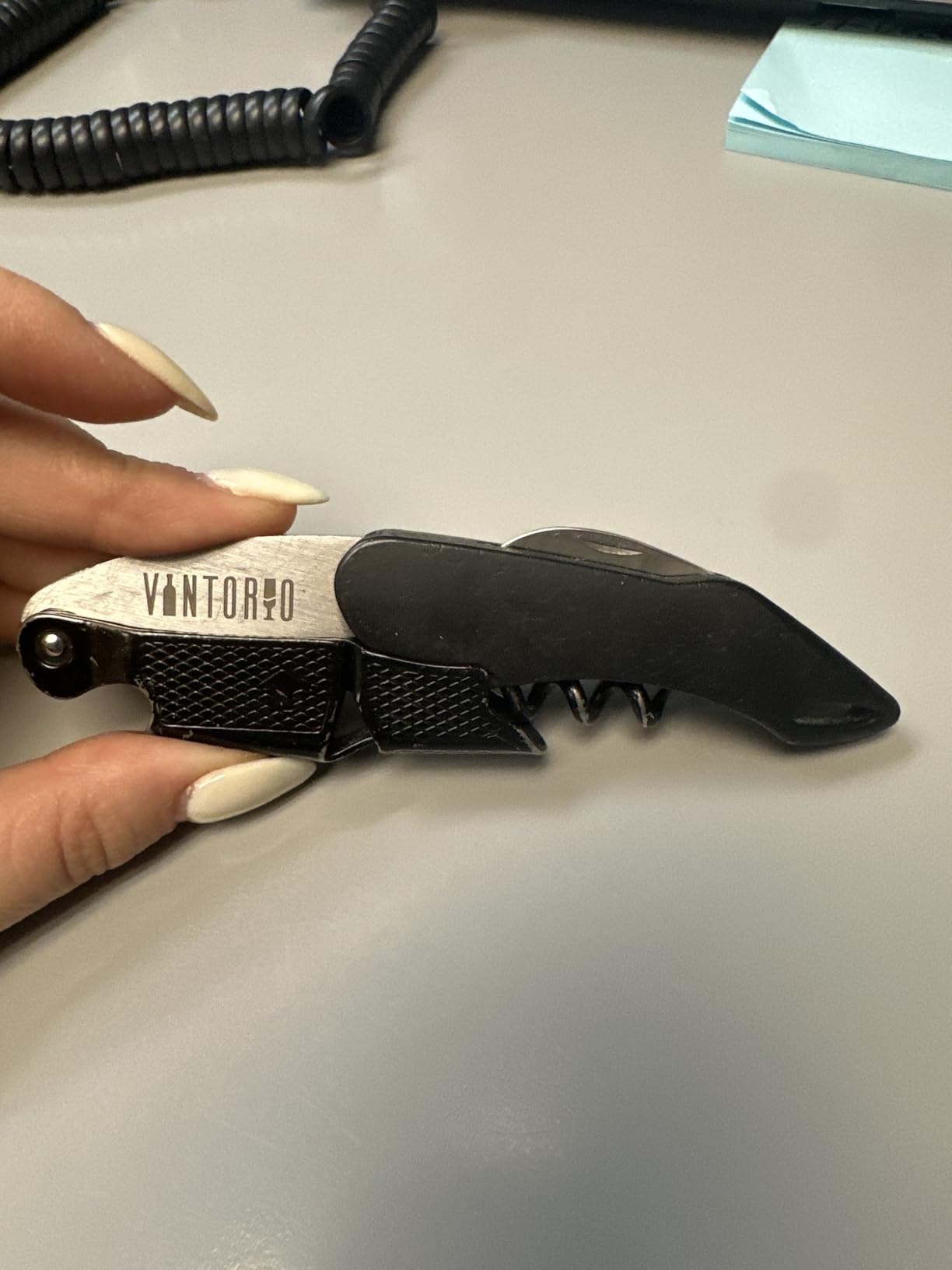 Vintorio Professional Waiters Corkscrew - Wine Key with Ergonomic Rubber Grip, Beer Bottle Opener and Foil Cutter customer photo 1