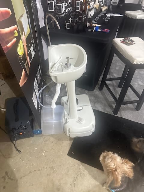 SereneLife Portable Hand Washing Station, 100+ Hand Washes, Hands-Free Foot Pump, Soap Dispenser, and Drain Hose, Ideal for Outdoor Events, Camping, Boating and Worksites customer photo 2