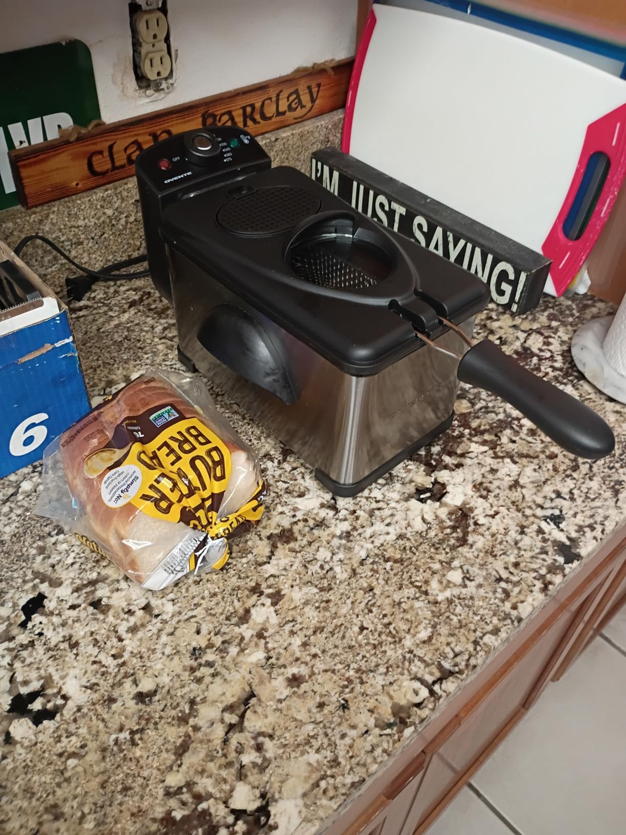 OVENTE Electric Deep Fryer 2 Liter Capacity, 1500 Watt Lid with Viewing Window and Odor Filter, Adjustable Temperature, Removable Frying Basket and Easy to Clean Stainless Steel Body, Silver FDM2201BR customer photo 2
