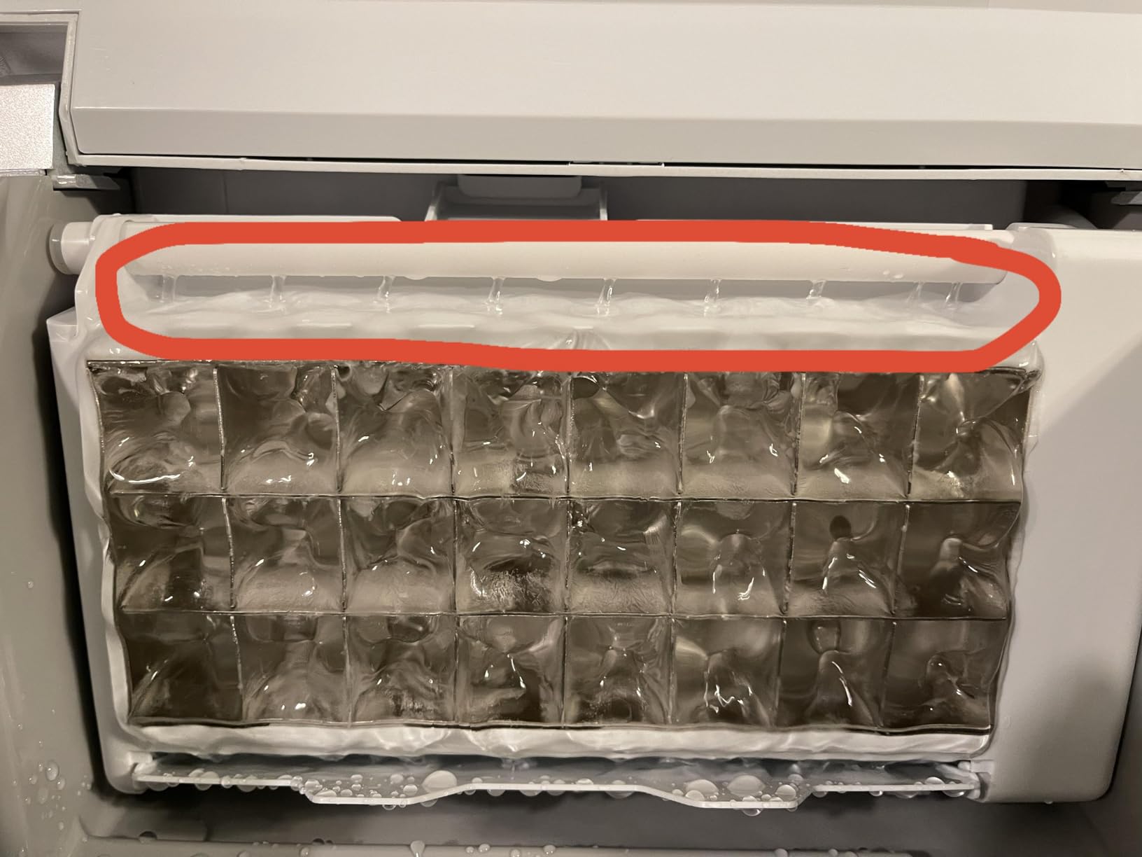 FRIGIDAIRE EFIC452-SS 40 Lbs Extra Large Clear Ice Maker, Stainless Steel, Makes Square Ice customer photo 1
