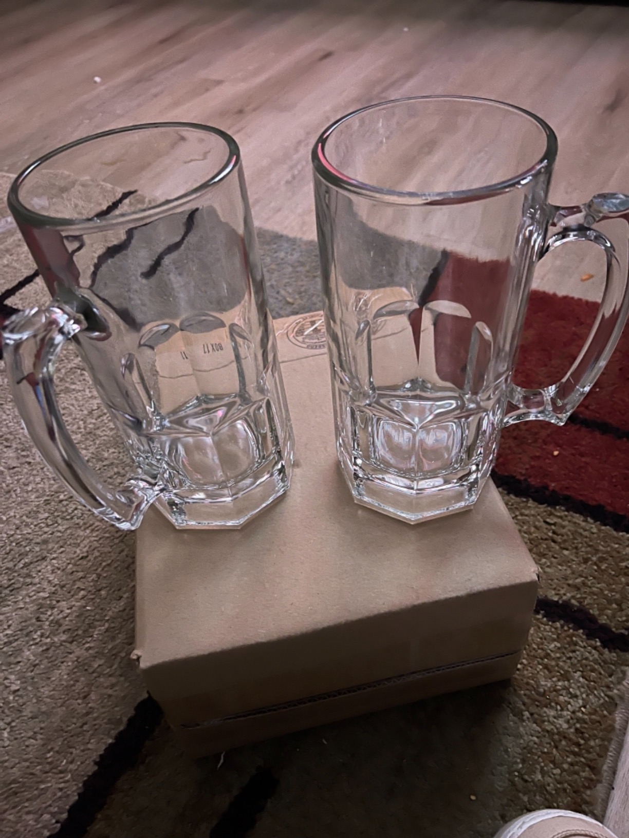 Serami Hikari Design 1L (34oz) German Style Extra Large Super Glass Beer Steins, Set of 2 customer photo 1