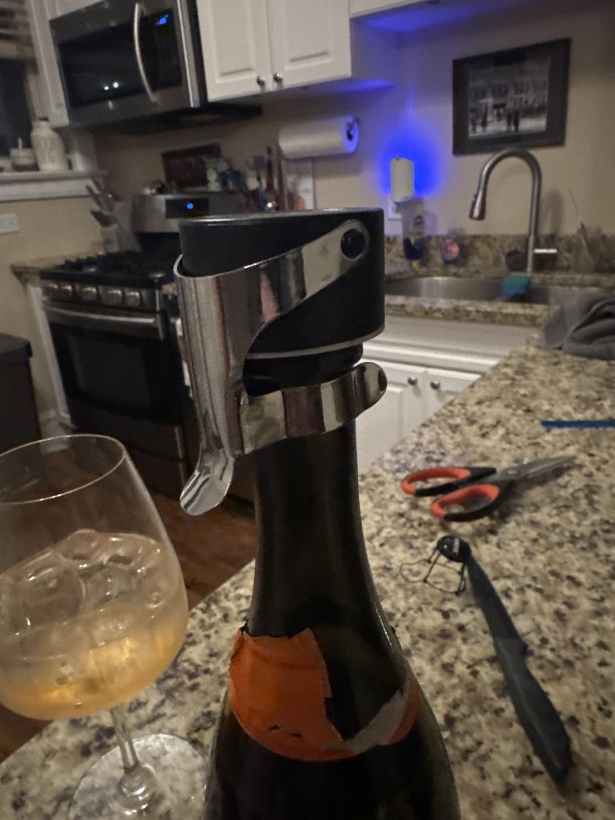 Cuisinart CTG-00-CHS Champagne Stopper, 6.13 Inch, Stainless Steel customer photo 2