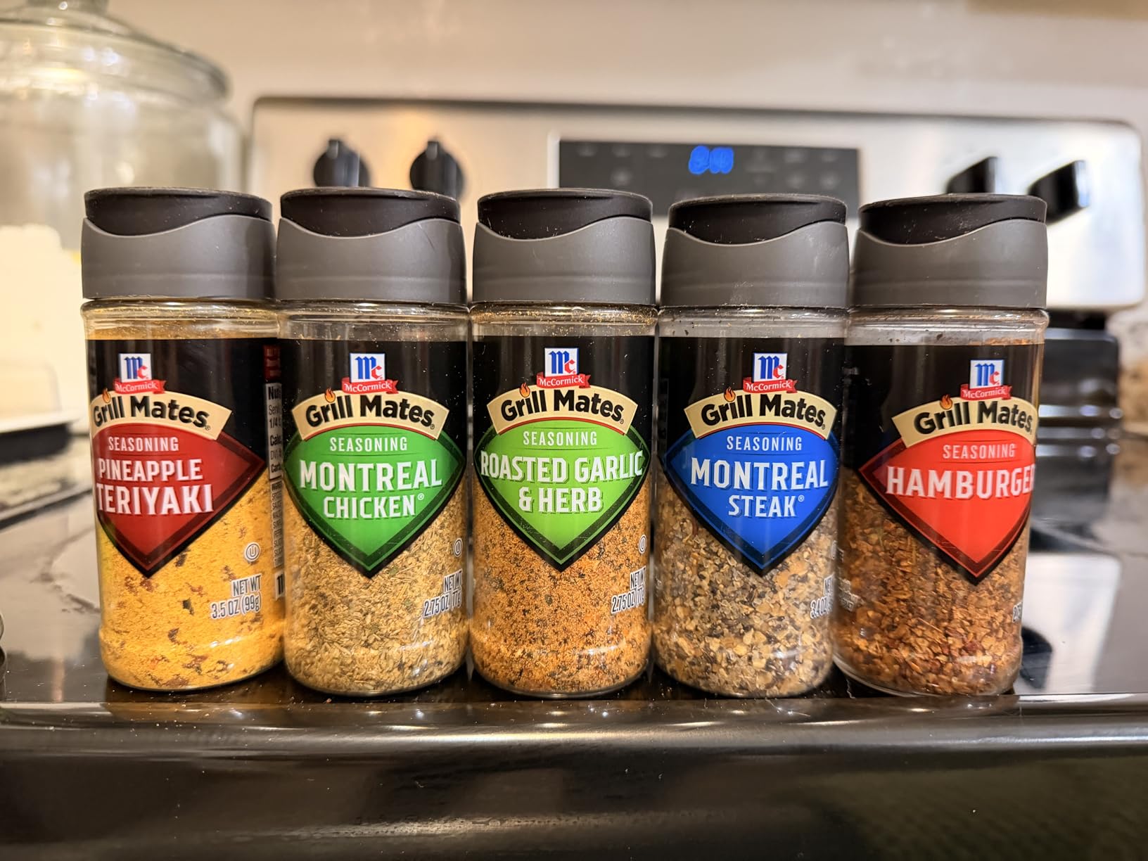 McCormick Grill Mates Spices, Everyday Grilling Variety Pack (Montreal Steak, Montreal Chicken, Roasted Garlic & Herb, Hamburger), 4 Count customer photo 1