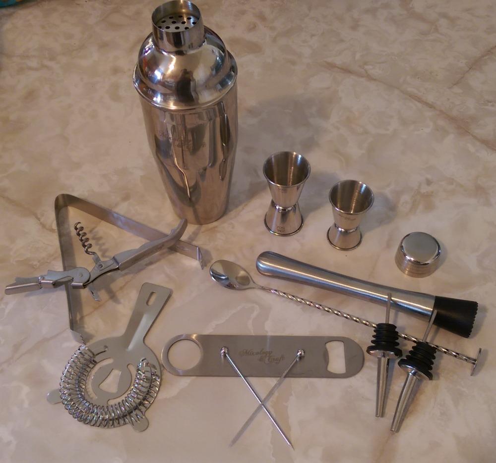 Mixology & Craft Boston Shaker Set with Weighted Martini Shakers | Cocktail Shaker Set Includes Strainer and Japanese Jigger customer photo 1