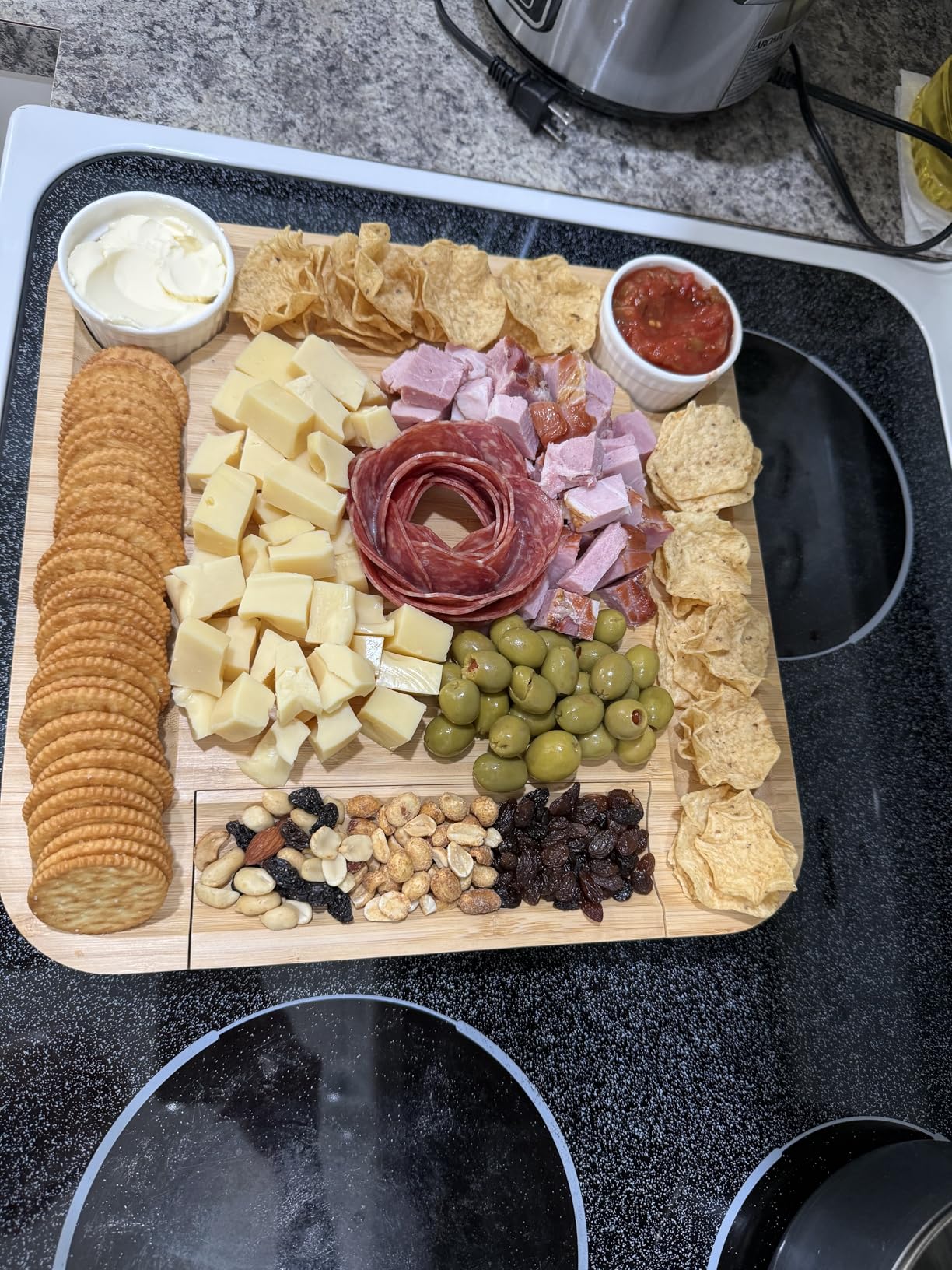 SMIRLY Charcuterie Large Bamboo Cheese Board Set for Serving - House Warming Gifts for New Home, Wedding, Bridal Shower & Birthday, for Women customer photo 2