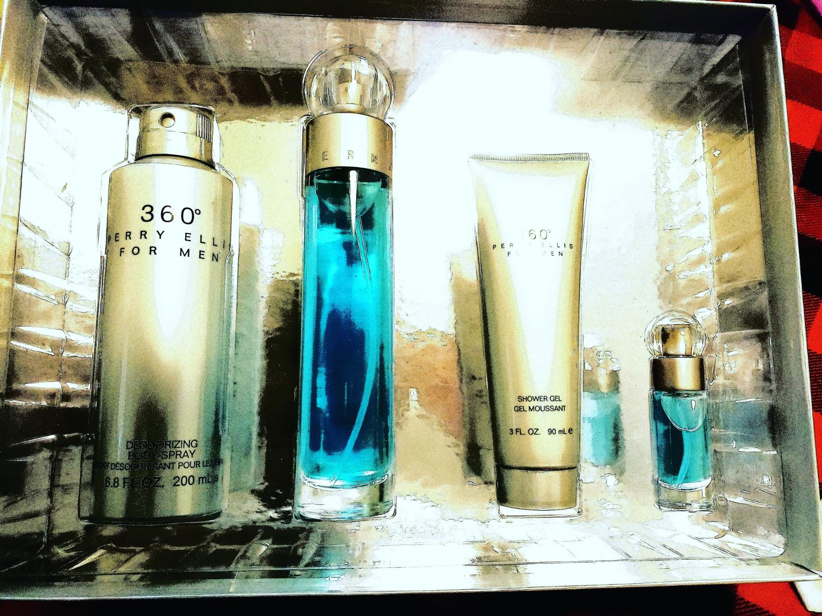 Perry Ellis 360 By Perry Ellis for Men - 4 Pc Gift Set 3.4oz Edt Spray, 6.8oz Deodorizing Body Spray, 3.0oz Shower Gel, 0.25oz Edt Spray, 4count customer photo 2