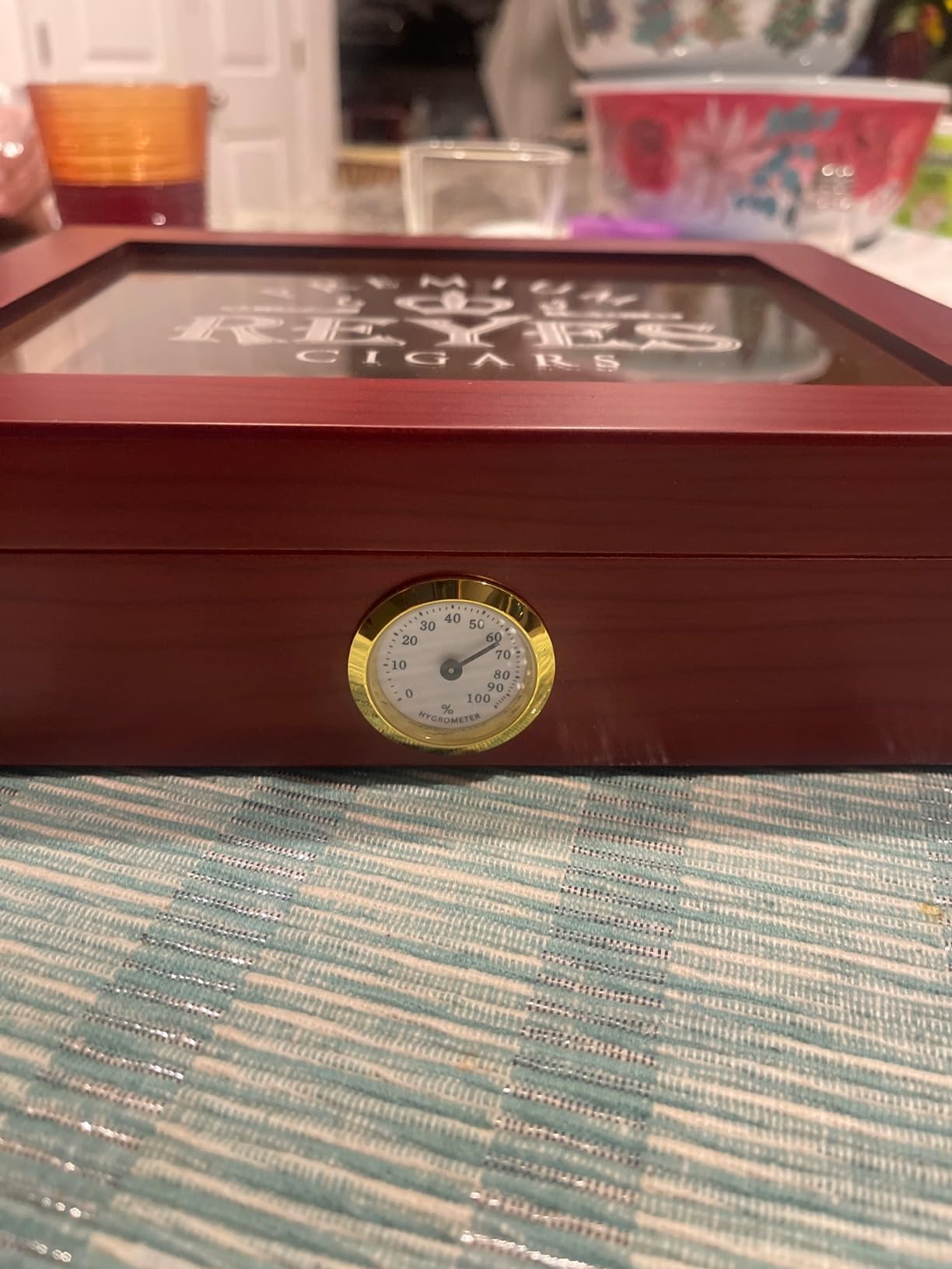 The Wedding Party Store Custom Personalized Premium Cigar Humidor Box with Hygrometer, Humidifier and Glass Top - Engraved Wood Cigar Box Gift Set (Personalized - Rosewood) customer photo 1