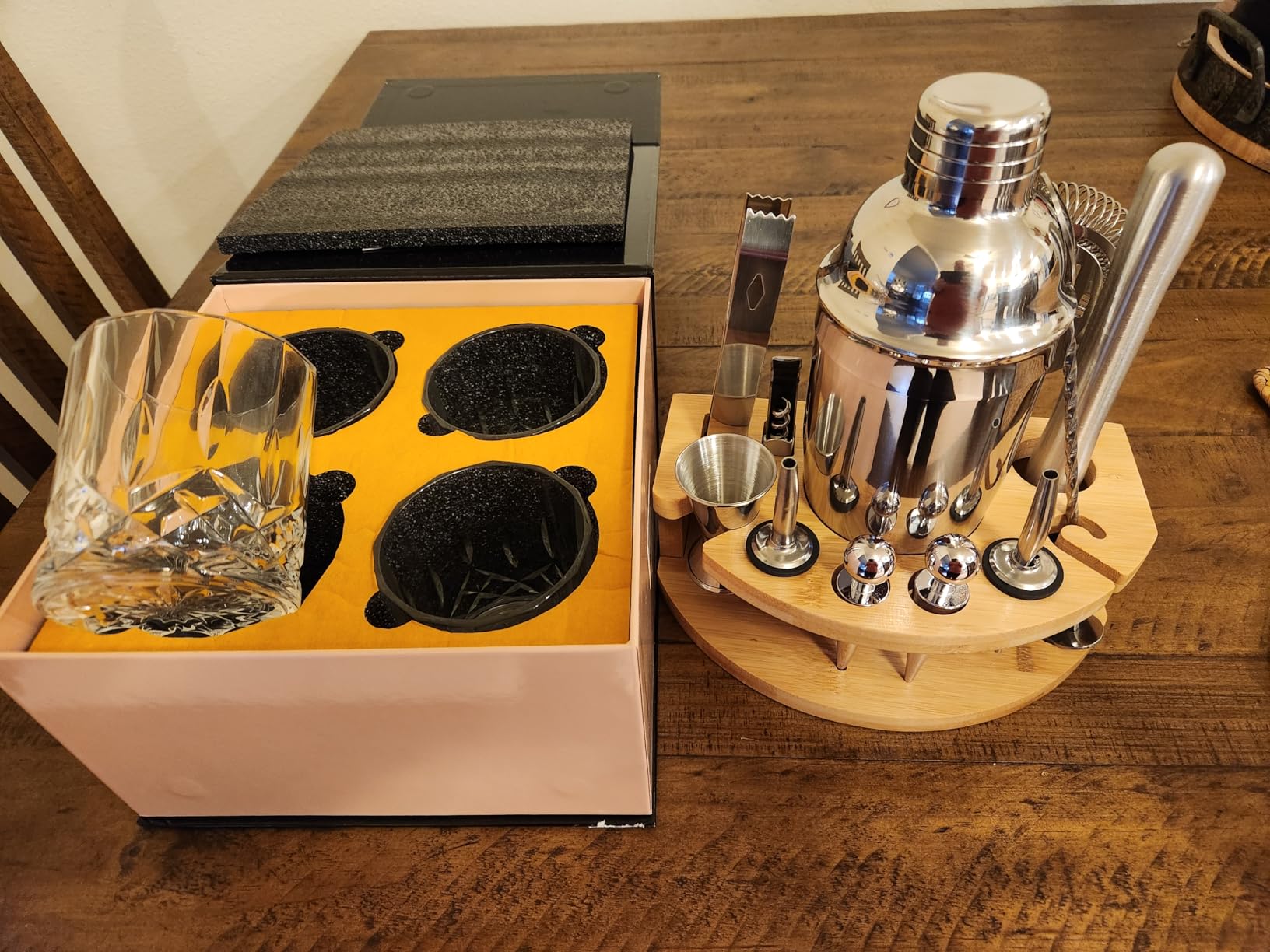Cocktail Shaker Set,12 Piece 25oz Bartender Kit with Stand,Bar Set for Mixed Drink, Professional Bar Accessory : Shaker,Jigger,Strainer,Muddler,Liquor Pourers, House Warming Gifts customer photo 2