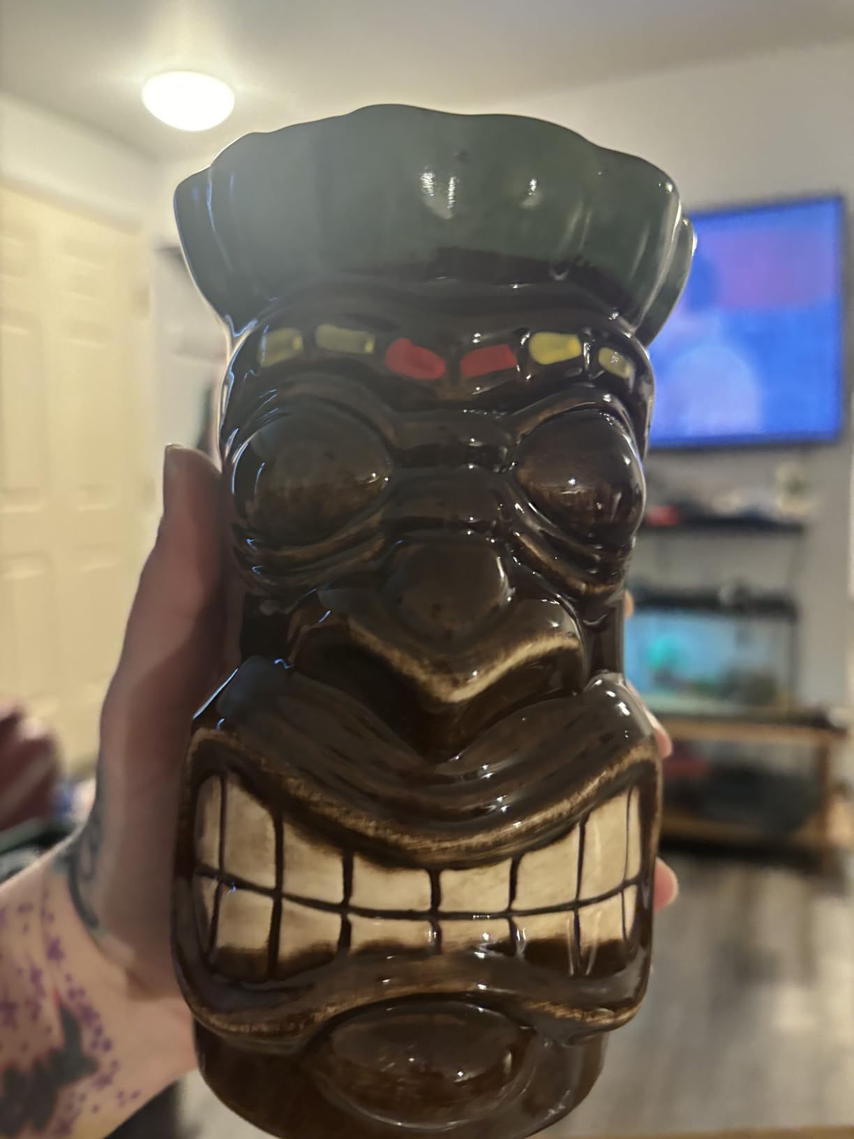 LINALL Tiki Mugs Cocktail Set of 4 - Large Tumblers Ceramic Hawaiian Luau Party Mugs Drinkware, Cute Exotic Cocktail Glasses, Tiki Bar Professional Hawaiian Party Barware, TKSET0005 customer photo 2