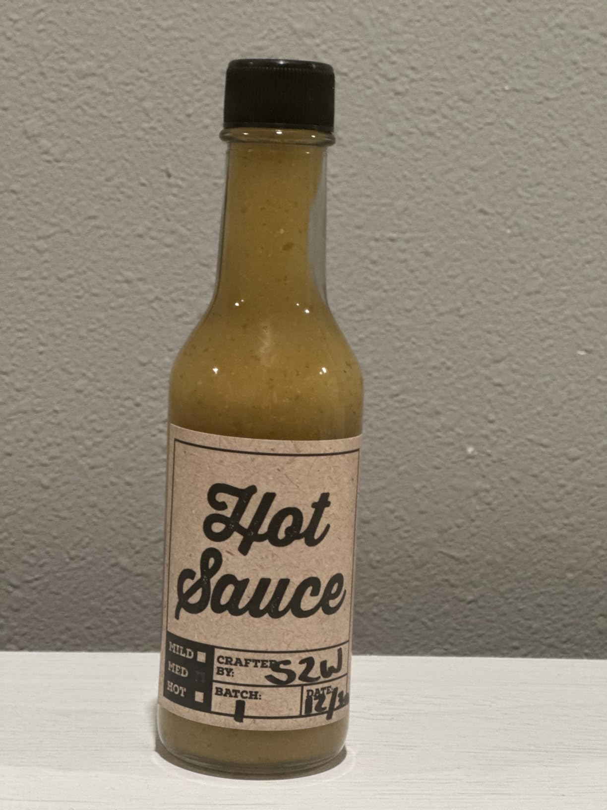 Unique Gift for Men, Deluxe Hot Sauce Making Kit, 3 Varieties of Chili Peppers, Gourmet Spice Blend, 3 Bottles, 16 Fun Labels, Make your own sauce, Nice Gift For Dad, Brother, Uncle, Guys. (Deluxe Kit) customer photo 2