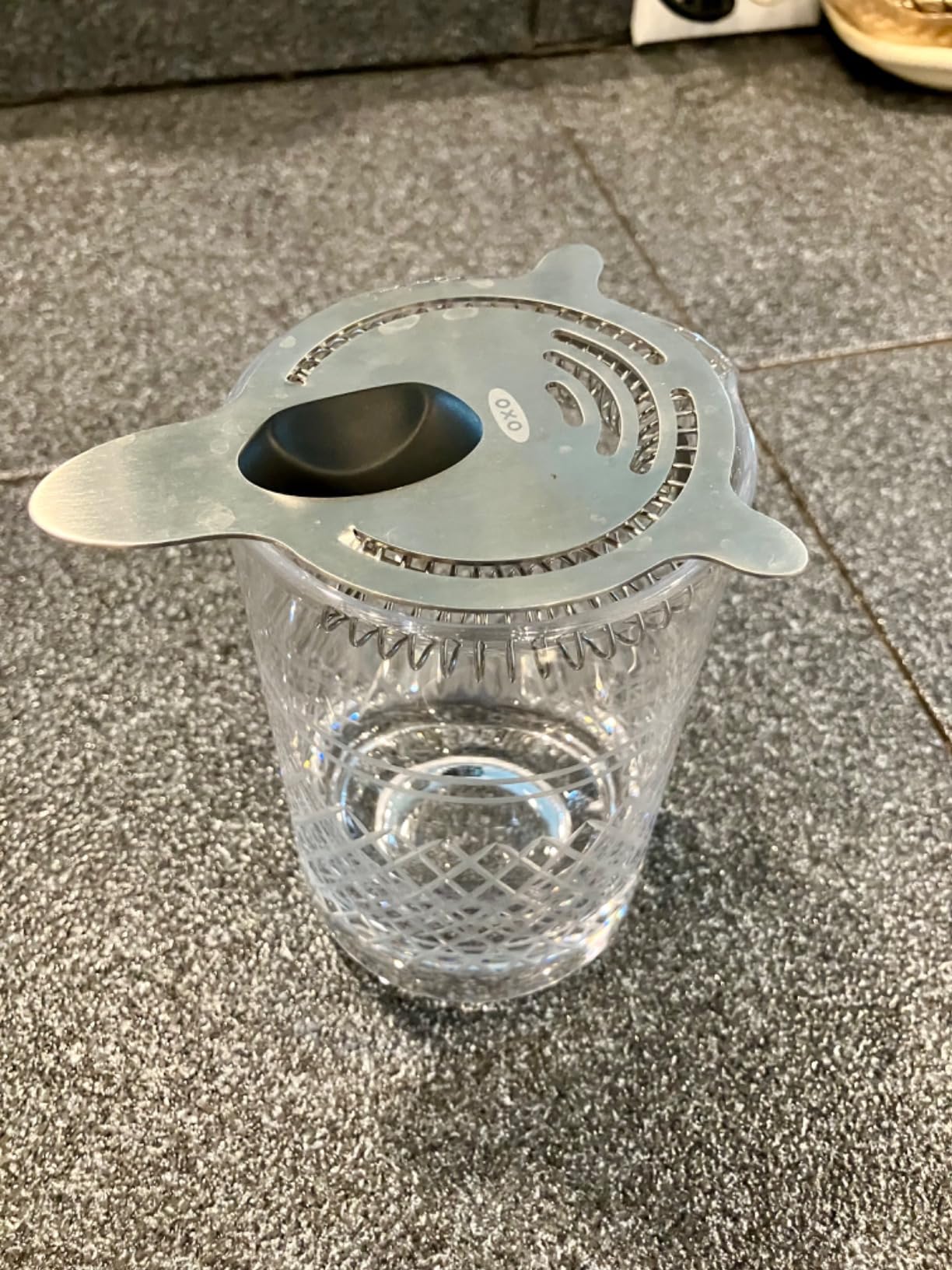 Barillio Crystal Cocktail Mixing Glass - 20 Oz (600 ml) Seamless Weighted With Thick & Sturdy Bottom Cocktail Stirring Pitcher | Old Fashioned Beaker - Bartender Mixology Accessories to Stir Cocktails customer photo 2