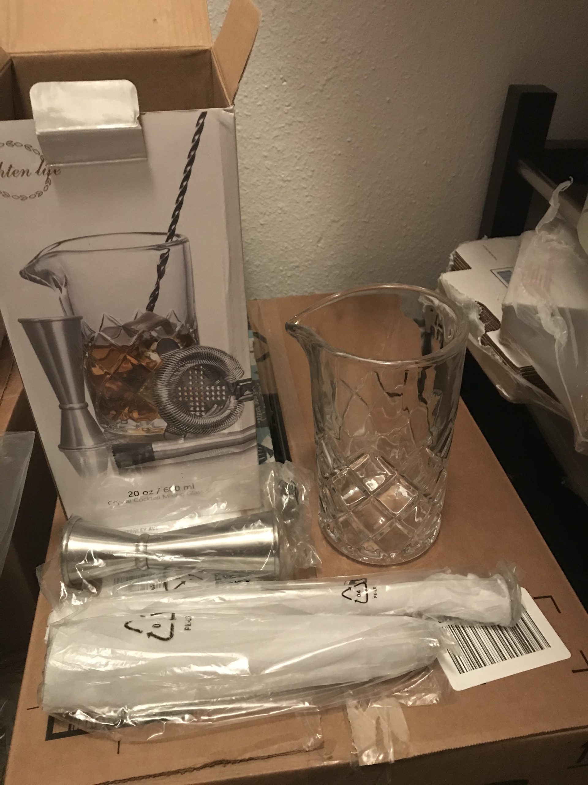 LIGHTEN LIFE Cocktail Mixing Glass Set, Bar Mixing Set with 20oz Crystal Thick Bottom Glass, Spoon, Jigger, Strainer and Muddler, 5 Pieces Cocktail Mixing Glass Kits Perfect for Amateurs and Bartenders customer photo 2