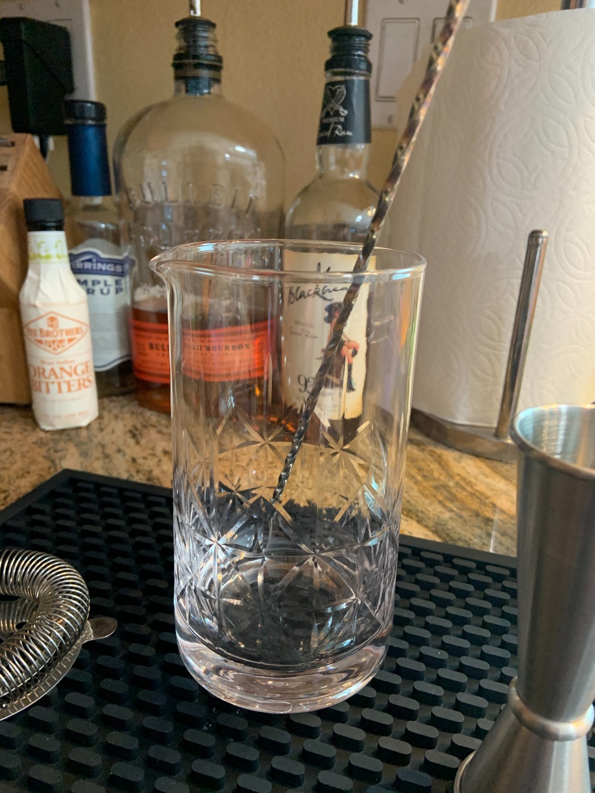 Mixology & Craft Cocktail Set - 7-Piece Bartender Kit with Mixing Glass Set, Japanese Jigger, Spoon, Muddler, and Strainer - Perfect for Old Fashioned Cocktails and Home Bars customer photo 1