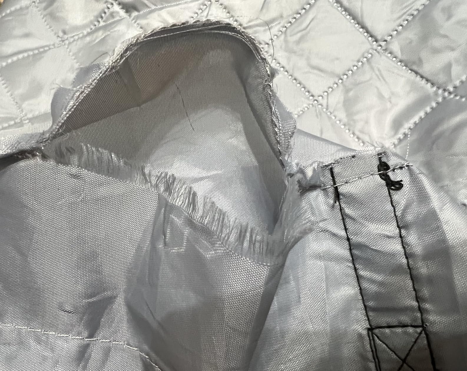 EverSnug Large Waterproof Outdoor Blanket - Extra Thick Premium Quilted Fleece, Waterproof & Windproof, Great for Camping, Picnics, Beaches, Stadiums, Dogs customer photo 1