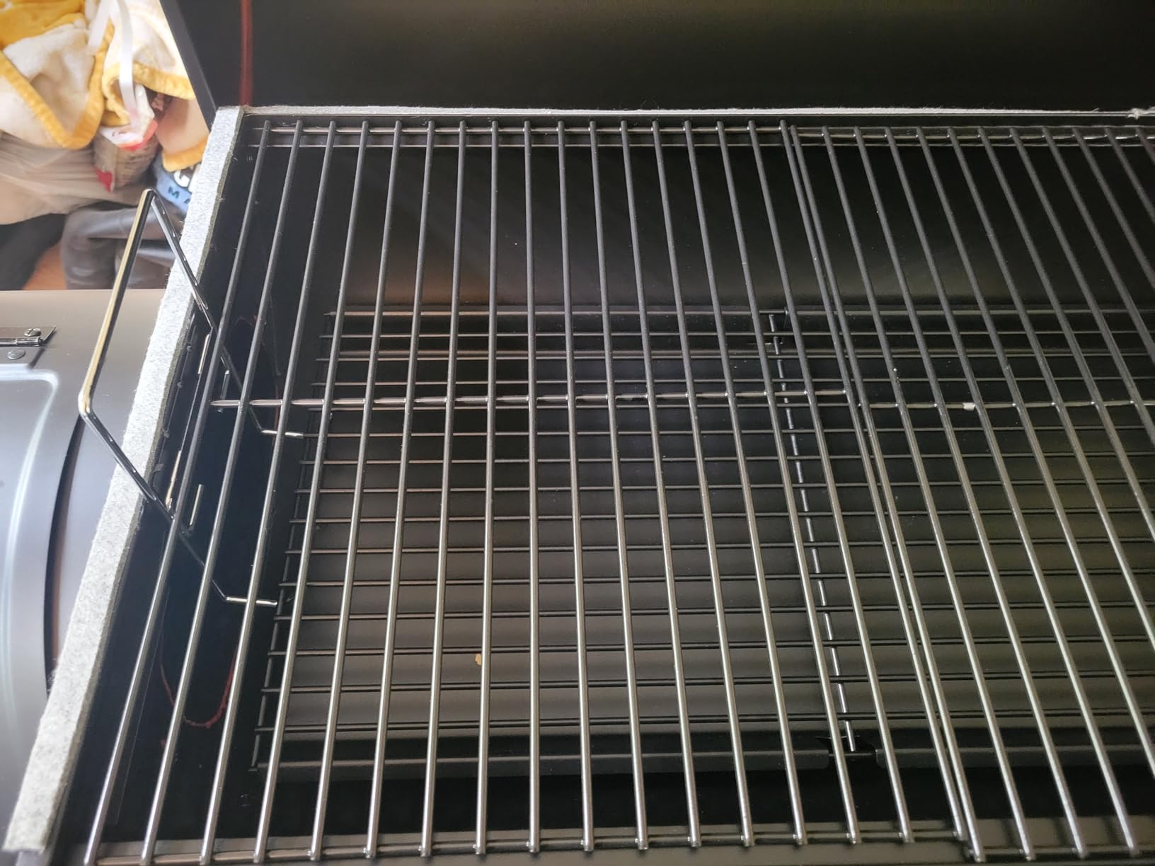 Royal Gourmet CC1830SC Charcoal Grill Offset Smoker with Cover, 823 Square Inches, Black, Perfect for Backyard Cooking, Outdoor Camping customer photo 1