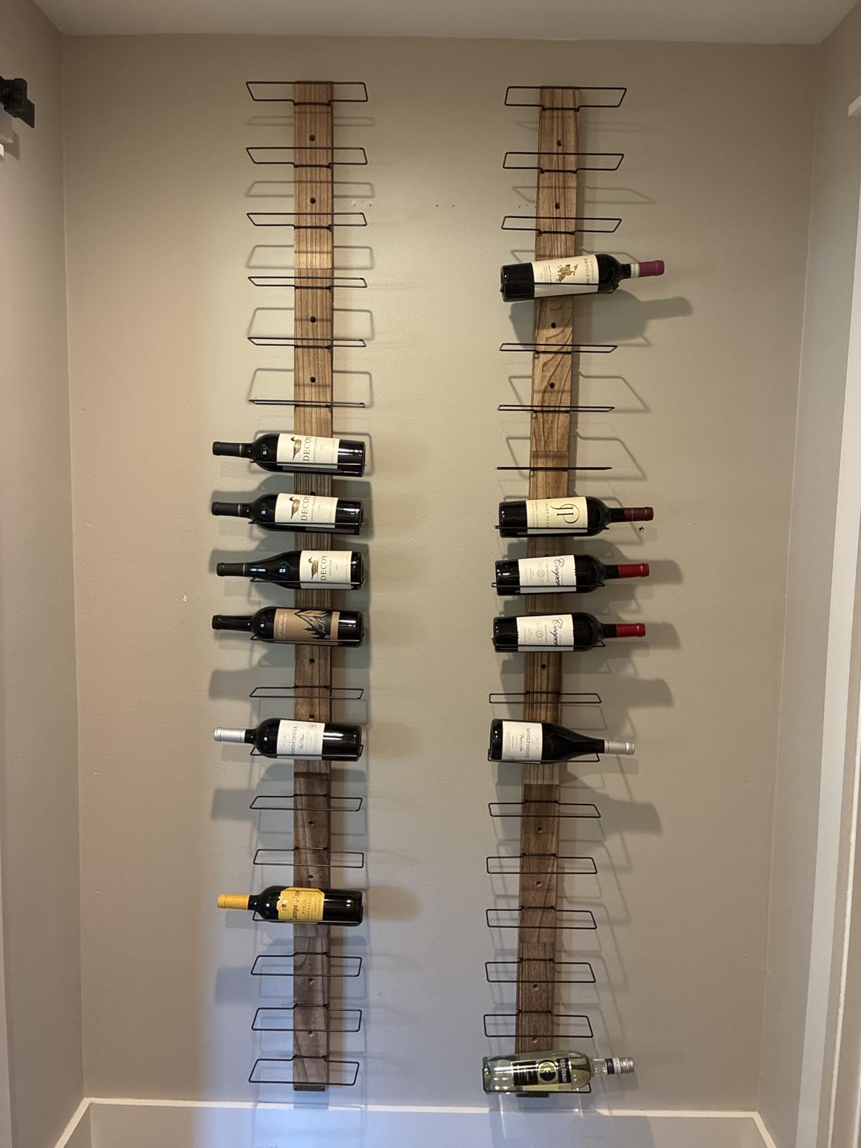 J JACKCUBE DESIGN Wall Mount Wine Rack Organizer for 9 Bottles, Elegant and Simple Rustic Wood Wine Storage Display Holder for Kitchen and Home Decor- MK699A customer photo 1