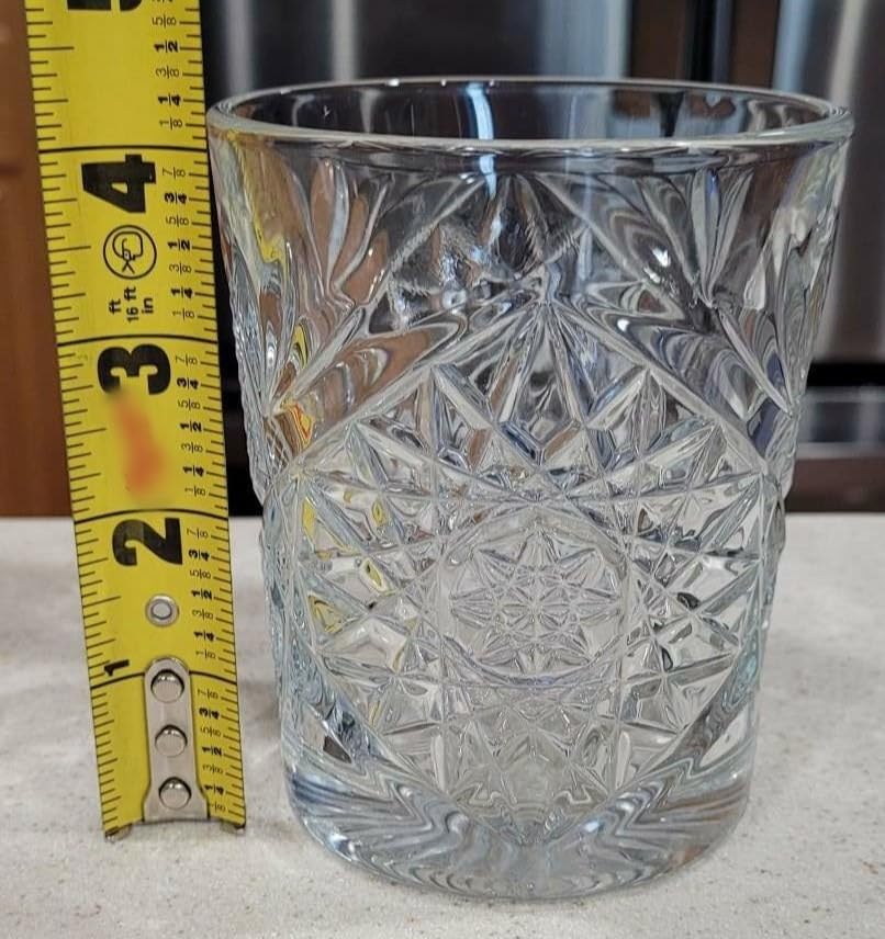 Libbey Hobstar Double Old Fashioned Glasses, Clear Cut Glass Drinking Glasses Set of 4, Durable, Vintage Whiskey Glasses for Cocktail, Drinks and More customer photo 2