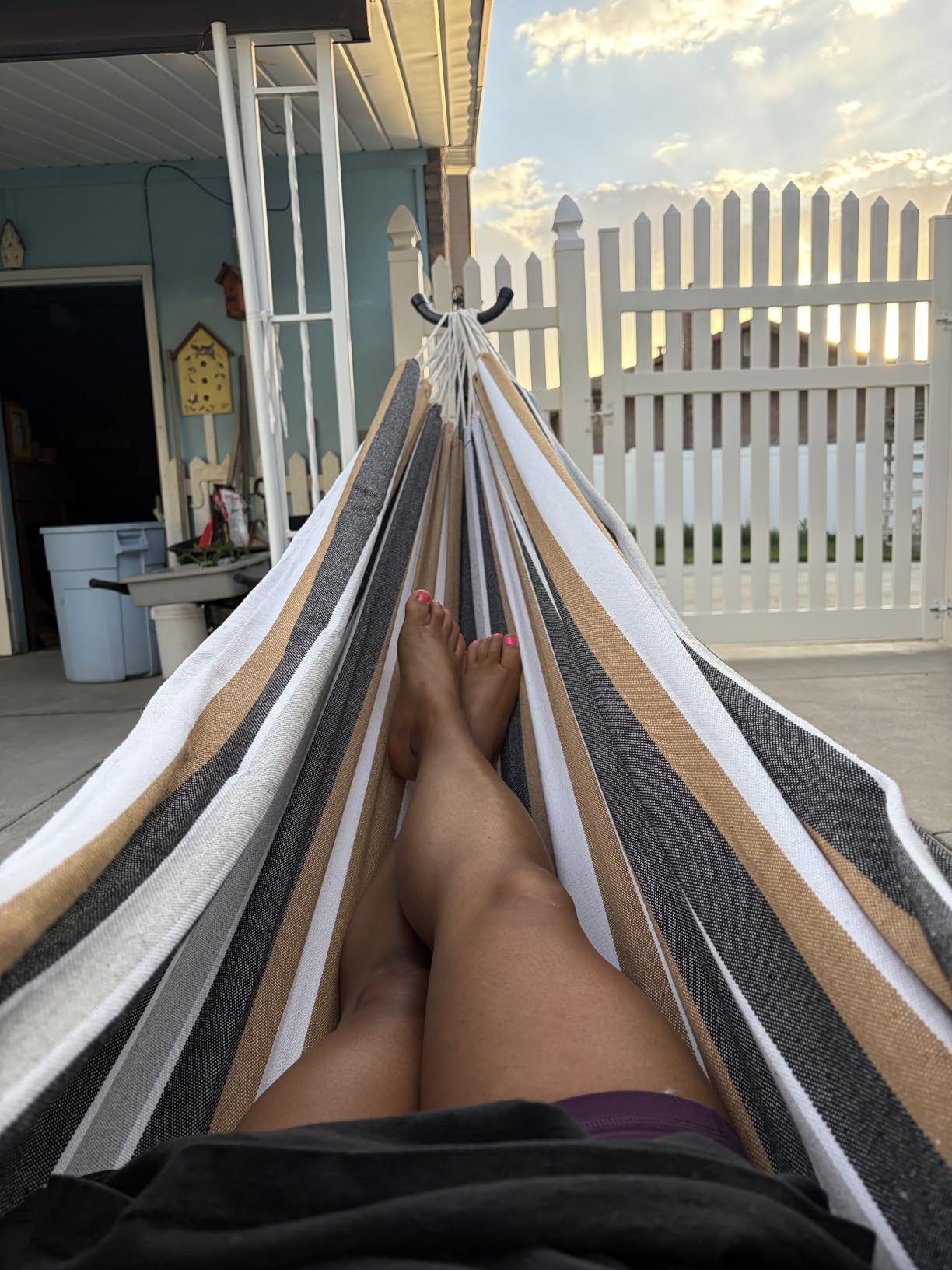 Amazon Basics Double Hammock with 9-Foot Space Saving Steel Stand and Carrying Case, 2 Person, 450 lb Capacity, Beige Stripe with Lace, 110