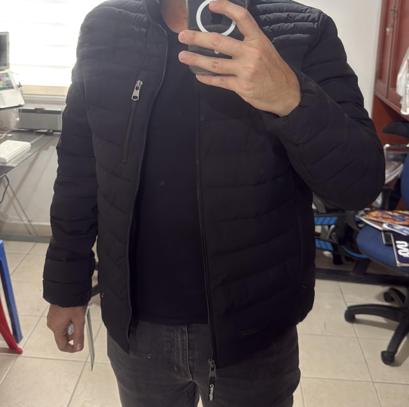 Amazon Essentials Men's Full Zip Down Puffer Coat customer photo 2