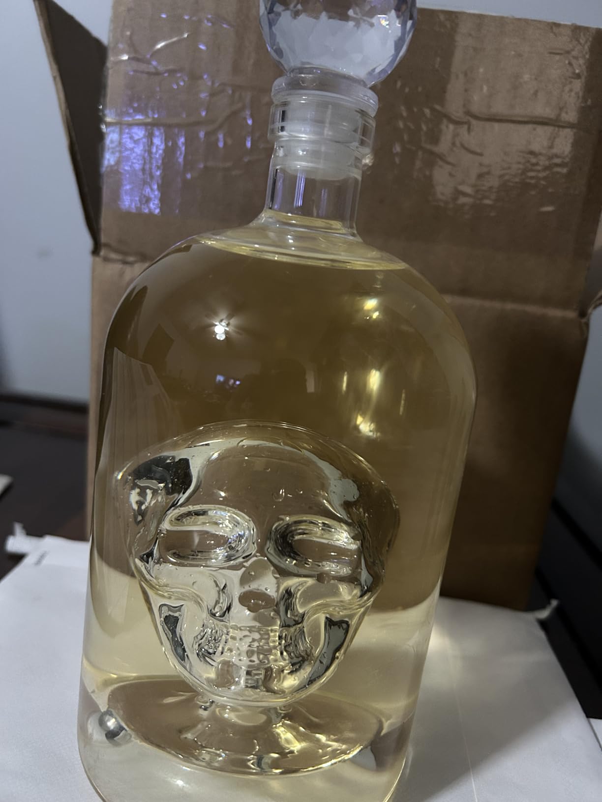 Kobi & Knight Premium Skull Decanter - Borosilicate Glass - for Vodka, Whiskey, Rum, Gin, Tequila Bottle - 25fl oz / 750ml Skull Barware customer photo 1