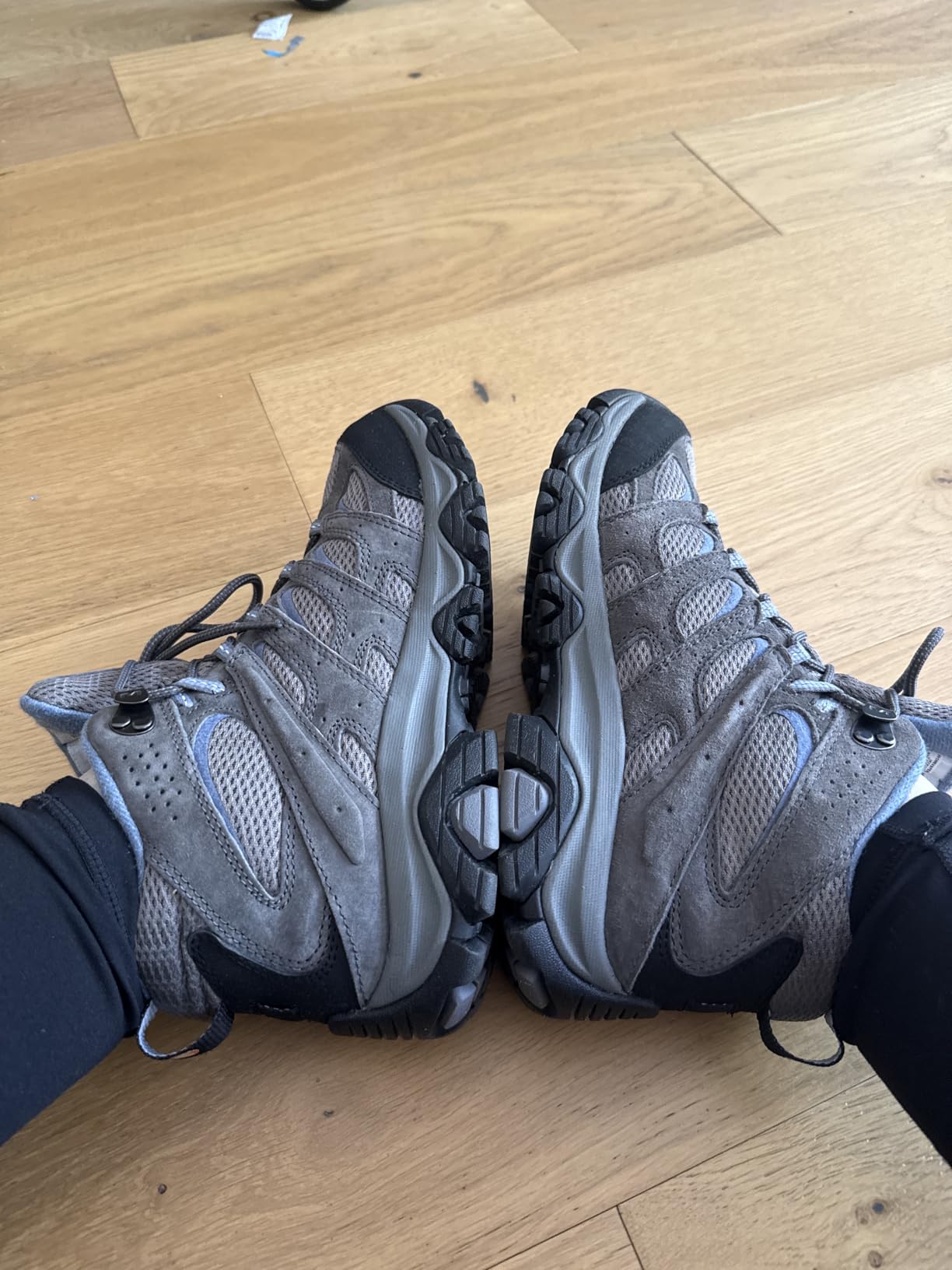 Merrell Women's Moab 3 Mid Waterproof Hiking Boot customer photo 2