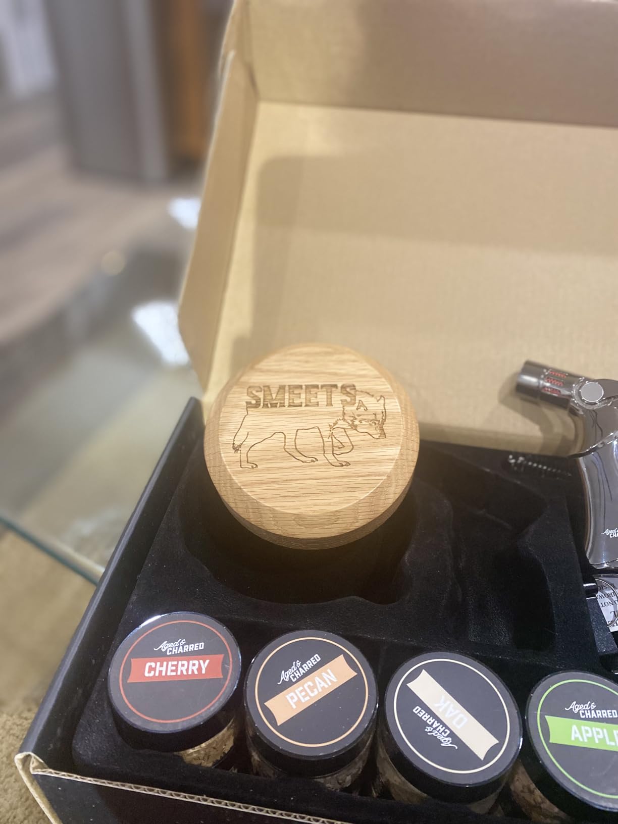 Whiskey Smoker Kit with Torch and Old Fashioned Syrup - 8 Flavors Wood Chips - Bourbon Gifts for Men, Cocktail Smoker kit - USA Oak Smoke Lid (No Butane) customer photo 2