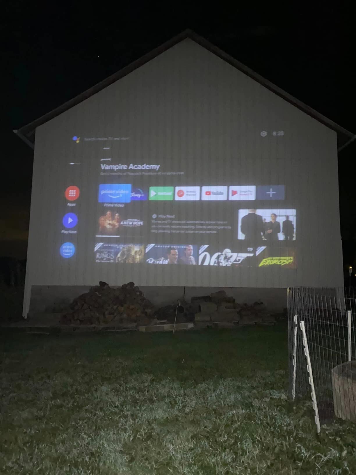 BenQ GS50 1080p Wireless Outdoor Portable Projector | Bluetooth Speaker | IPX2 Splash & Drop Resistant | WiFi | Android TV customer photo 1