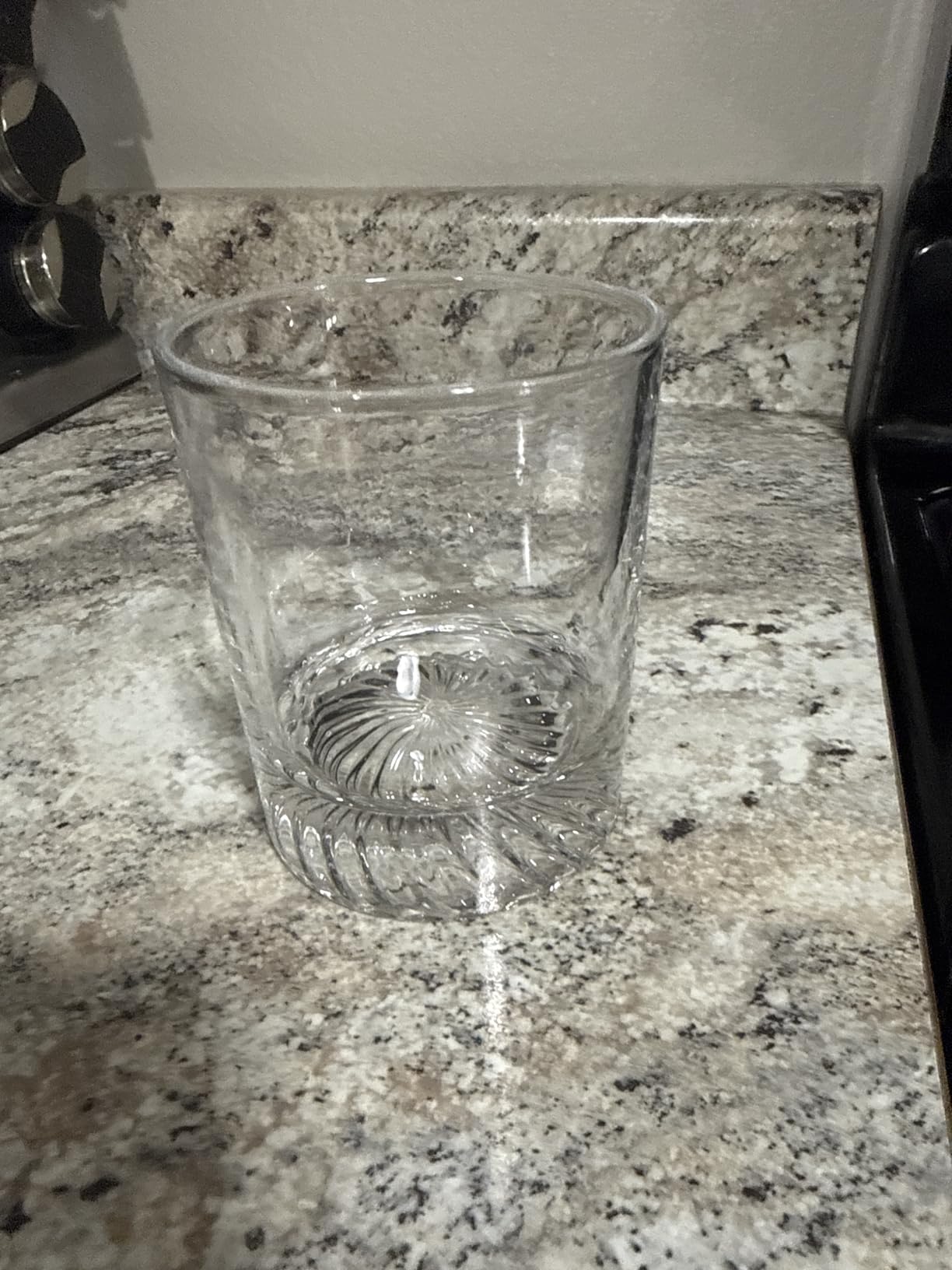 OPAYLY Whiskey Glasses Old Fashioned Glasses Set of 4 12oz Rocks Glasses Gift for Men Women Drinking Bourbon Scotch Cocktails customer photo 1