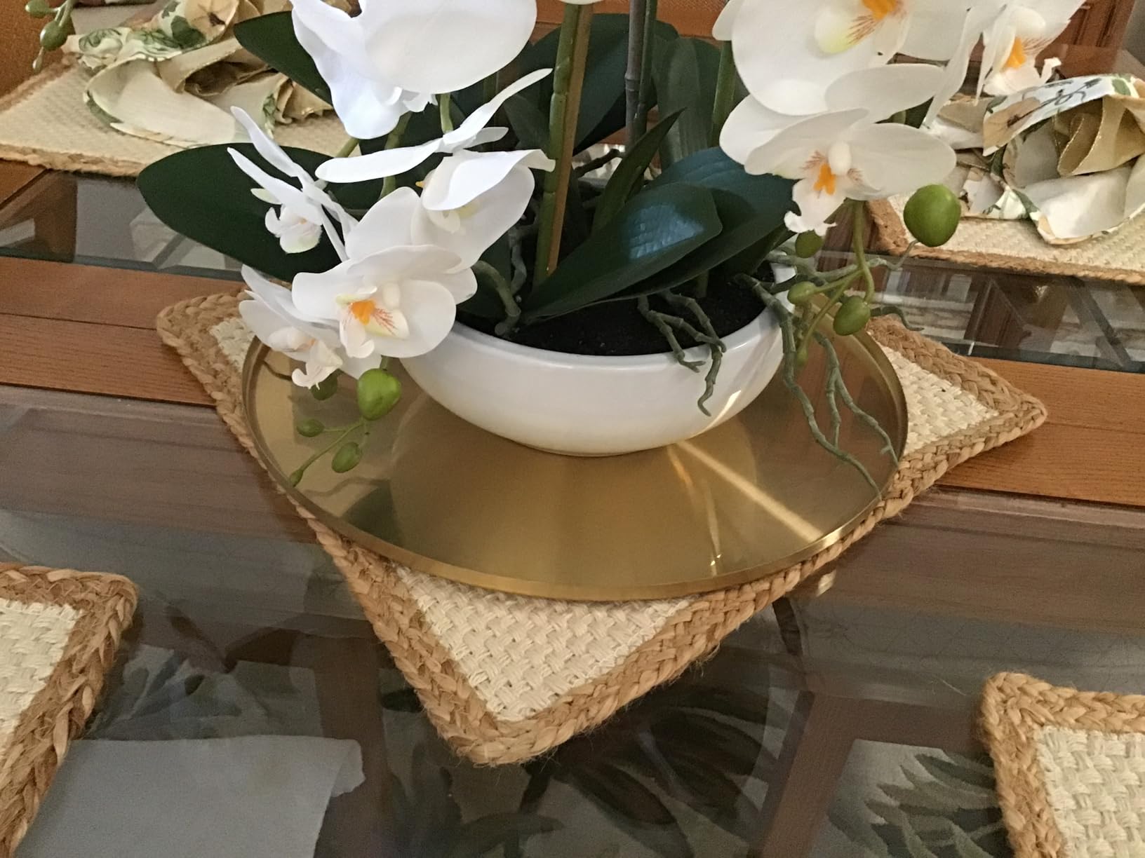FREELOVE 12 Inch Brushed Gold Round Tray, Stainless Steel Brass Decorative Tray for Coffee Table, Vanity, Bathroom Counter, Dresser, Candles, Perfume, Jewelry and Bar Cart Décor customer photo 2