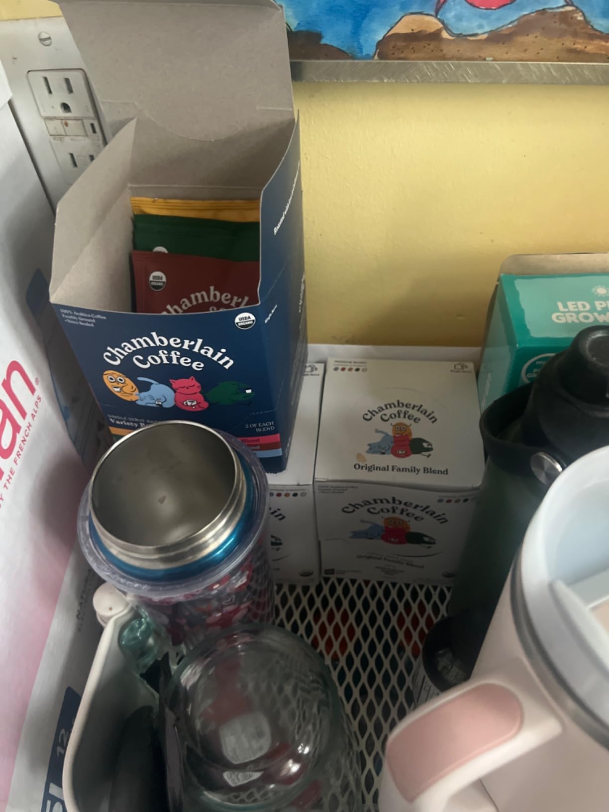 Chamberlain Coffee Variety Cold Brew Singles Medium Roast - USDA Organic, 10 Single Serve w/Different Flavors - Arabica Coffee - Smooth, Rich & Balanced Flavor - Low Acidity & No Bitterness customer photo 1