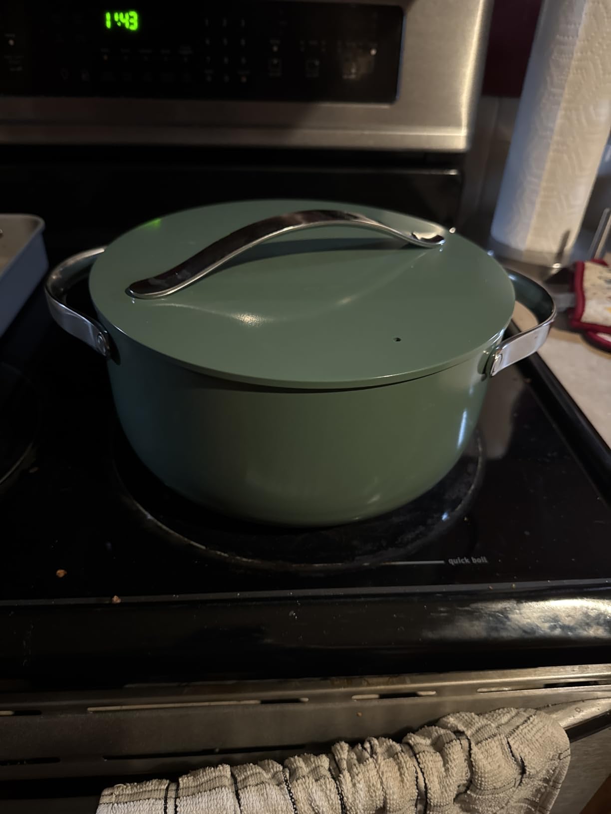 Caraway Nonstick Ceramic Dutch Oven Pot with Lid (6.5 qt, 10.5 inch) - Non Toxic, PTFE & PFOA Free - Oven Safe & Compatible with All Stovetops (Gas, Electric & Induction) - Navy customer photo 1