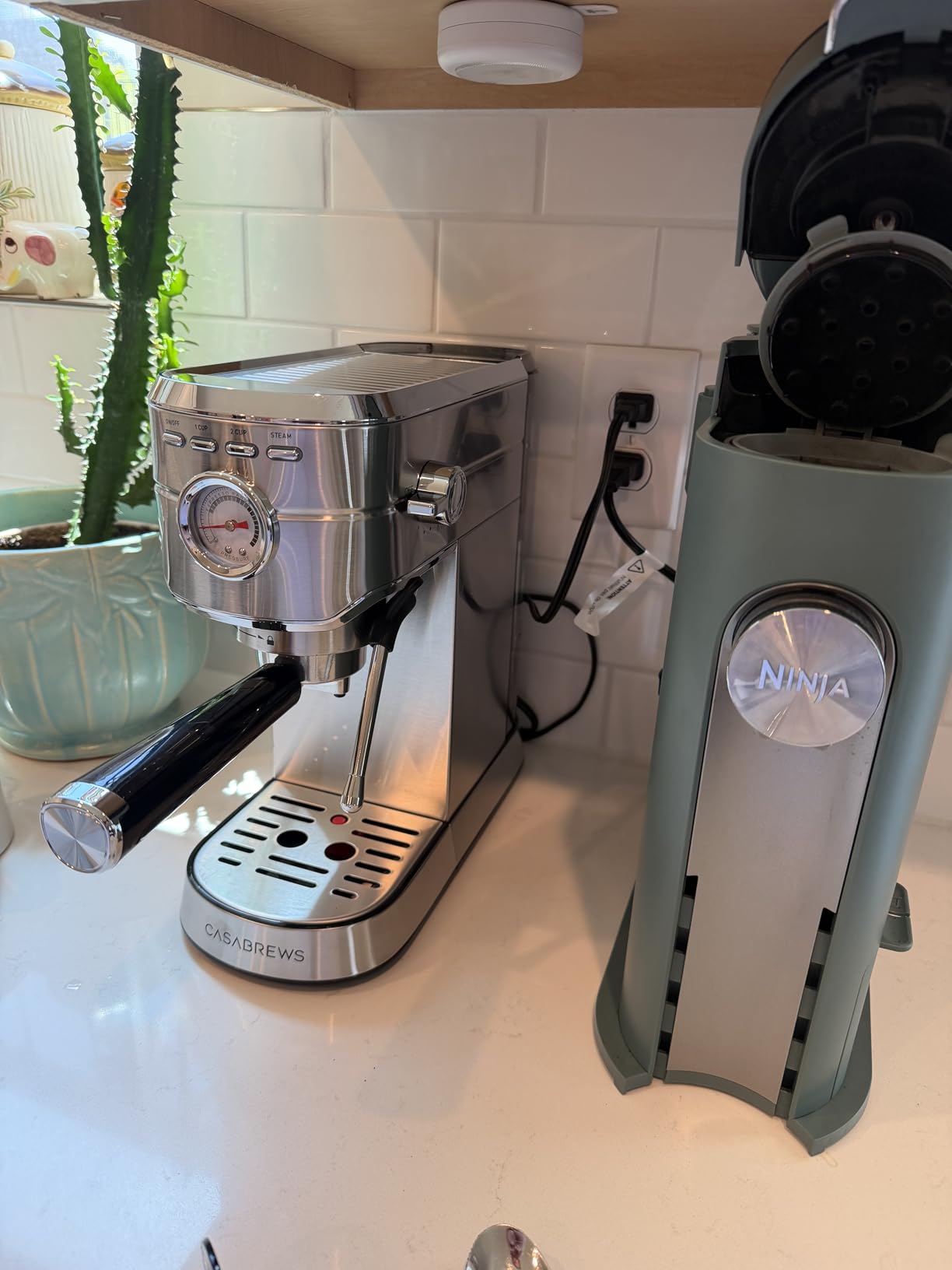 CASABREWS CM5418 Espresso Machine 20 Bar, Compact Espresso Maker with Steam Milk Frother, Stainless Steel Coffee Machine with 34oz Removable Water Tank for Cappuccino, Small Latte Machine, Silver customer photo 2