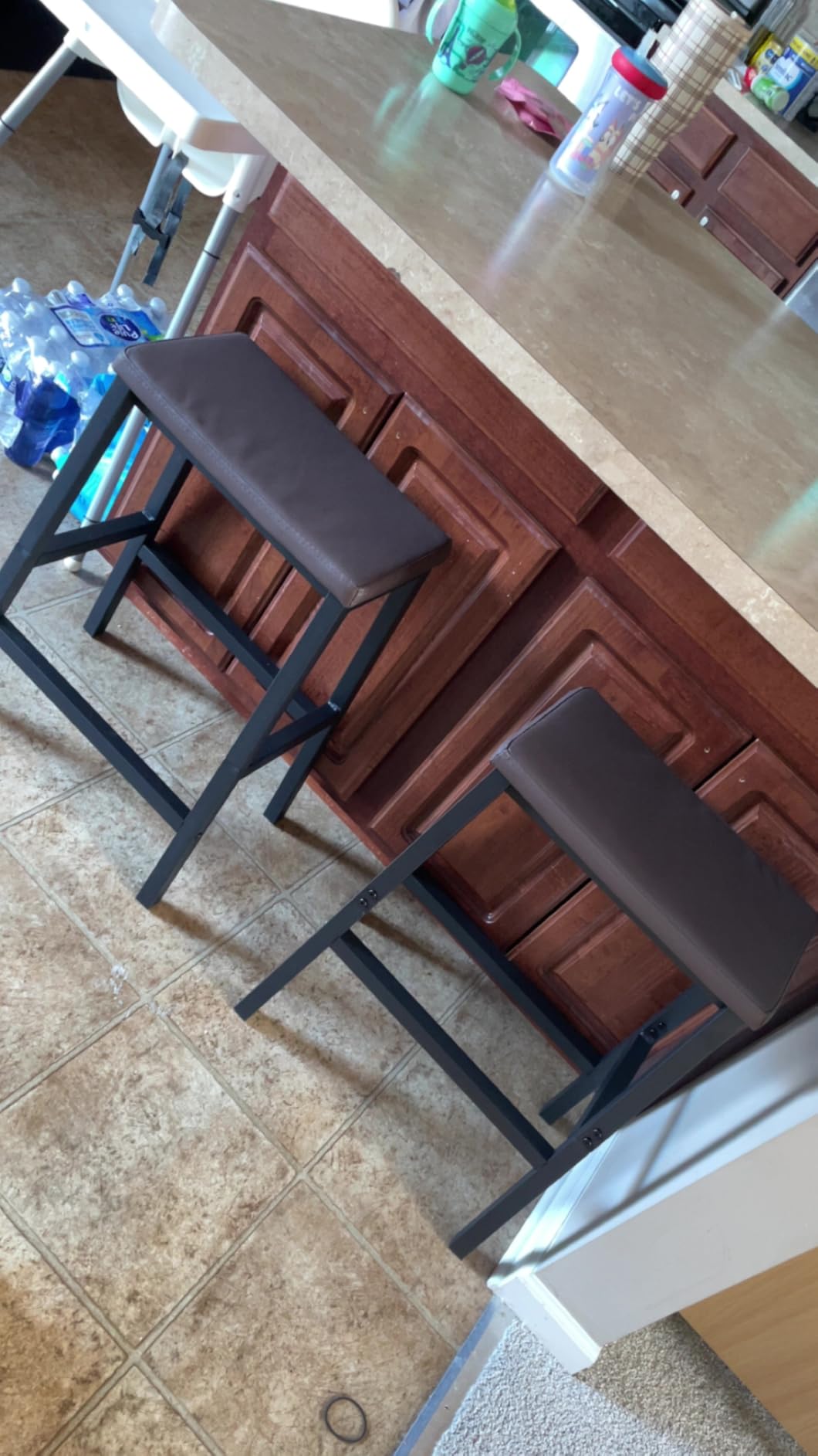 HOOBRO Bar Stools, Set of 2 Bar Chairs, Counter Height Bar Stools, 24 Inch Barstools for Kitchen Counter, PU Upholstered Kitchen Stools, for Kitchen, Bar, Dining Room, Black BB01MD01 customer photo 2