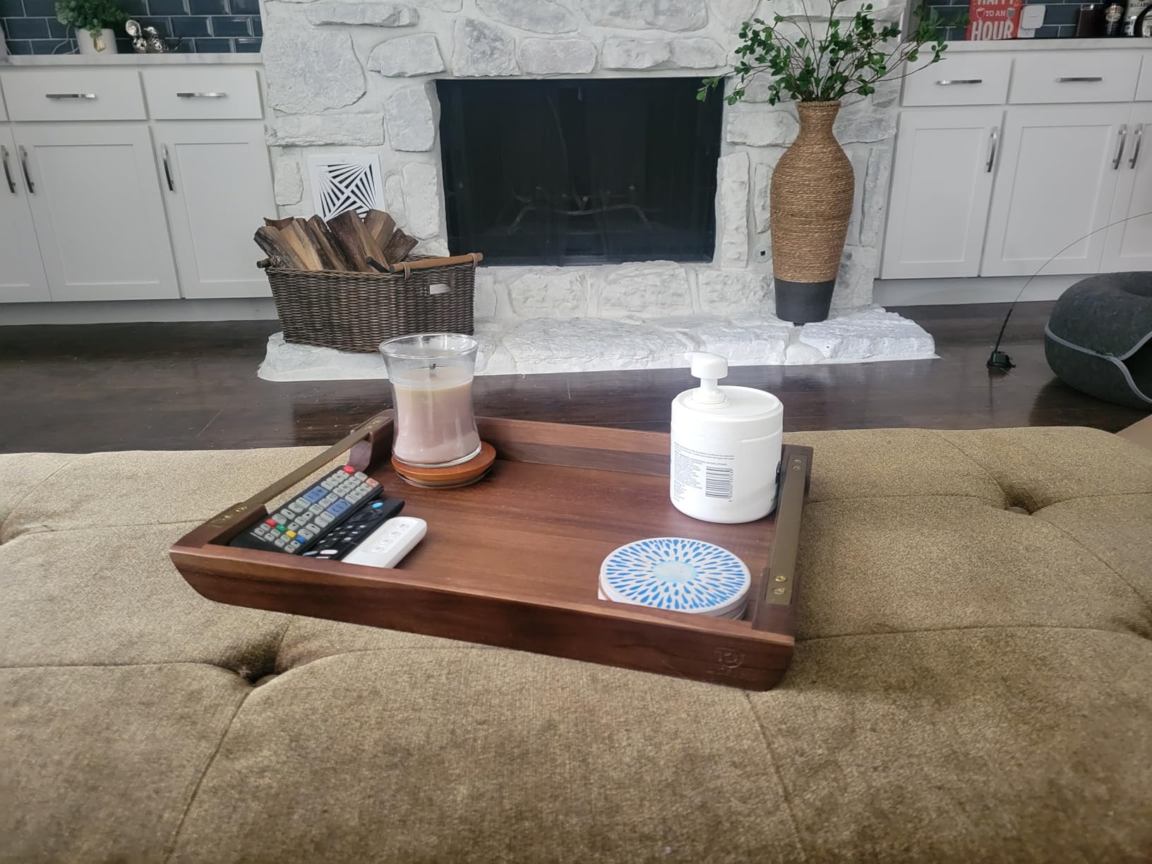 Acacia Wood Serving Tray with Metal Handles, 17x13in Food Drinks Tray for Coffee Table, Breakfast, Dinner & Bar, Rustic Decorative Storage Tray for Ottoman, Kitchen, Elegent Gift for Mom customer photo 2