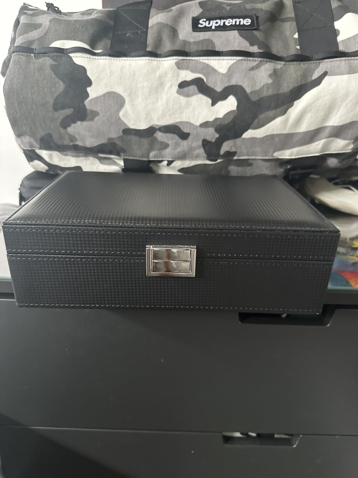 BEWISHOME Mens Jewelry Box Organizer, Jewelry Box for Men Women with 4 Watch Case Removable Tray, Jewelry Display Storage Case, Carbon Fiber Design Earring Ring Bracelet Case, Black SSH07C customer photo 1