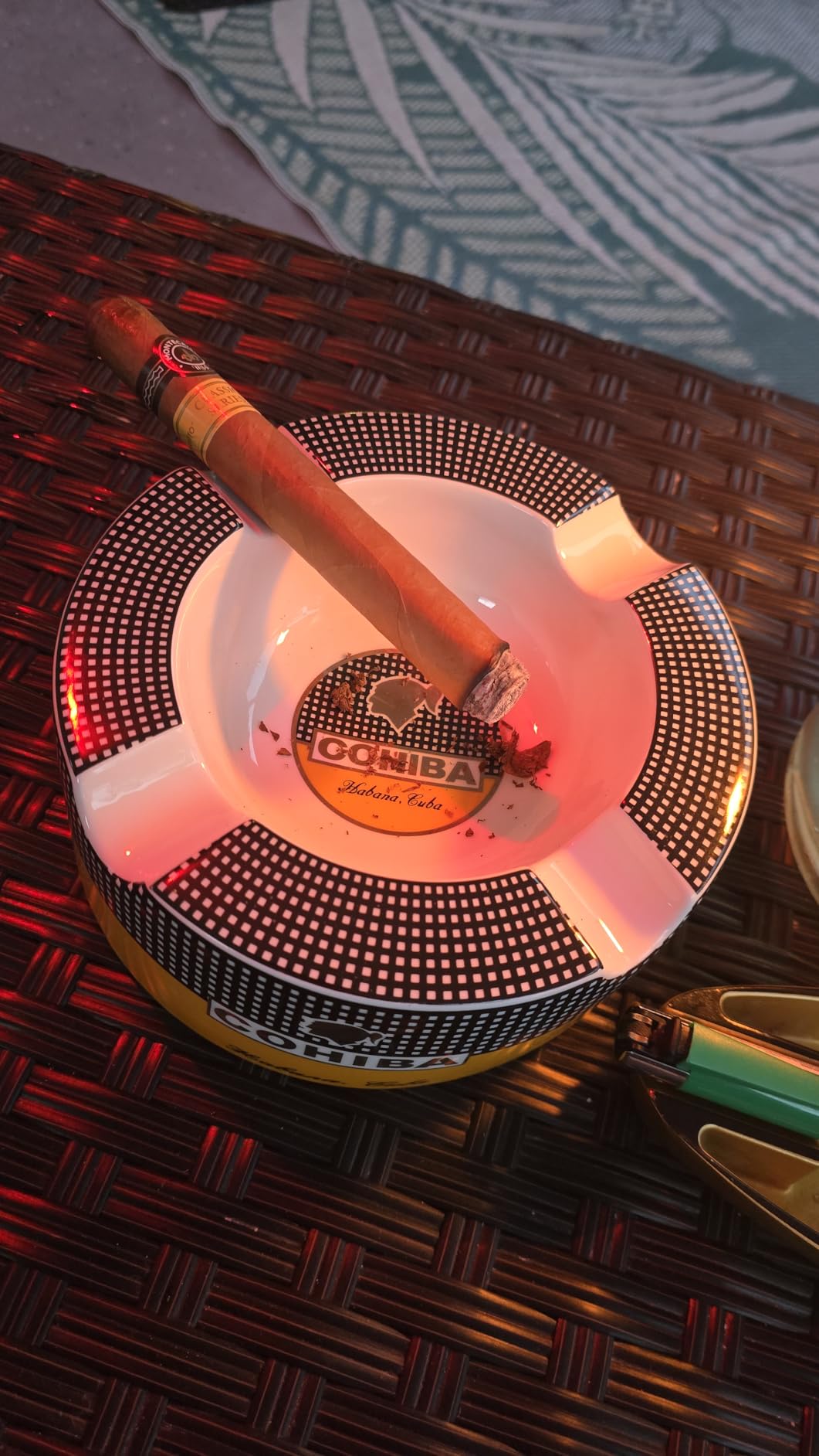 GUEVARA Cigar Ashtray Big Ash trays for 8