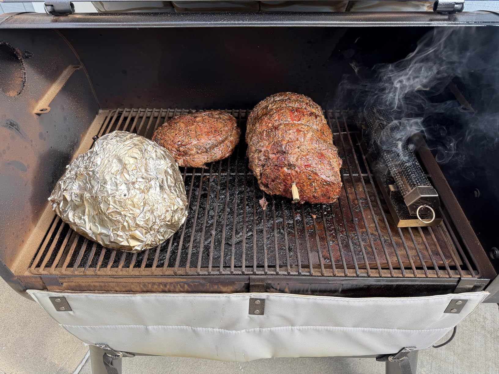 12'' Pellet Smoker Tube, Smoke Tube for Pellet Smoker With a Stainless Steel Tray and Tube Cover, 5 Hours Billowing Smoke, Works with Any Grill or Smoker customer photo 1