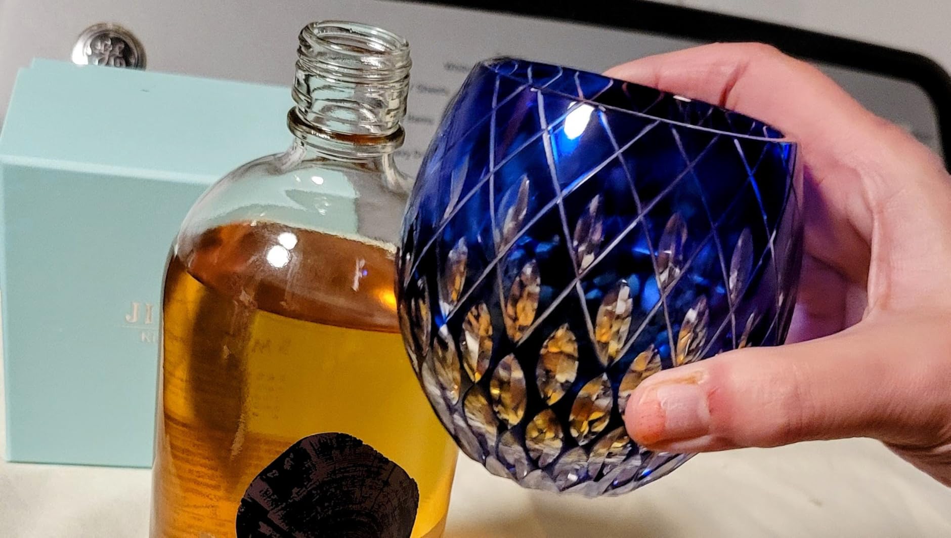 JINZHI Japanese Style EDO Kiriko Whiskey Glasses 11OZ Unique Shape Colored Hand Carved Glass Tumbler for Bourbon Lovers - Style Glassware for Rum - Rocks glasses in Gift Box customer photo 1